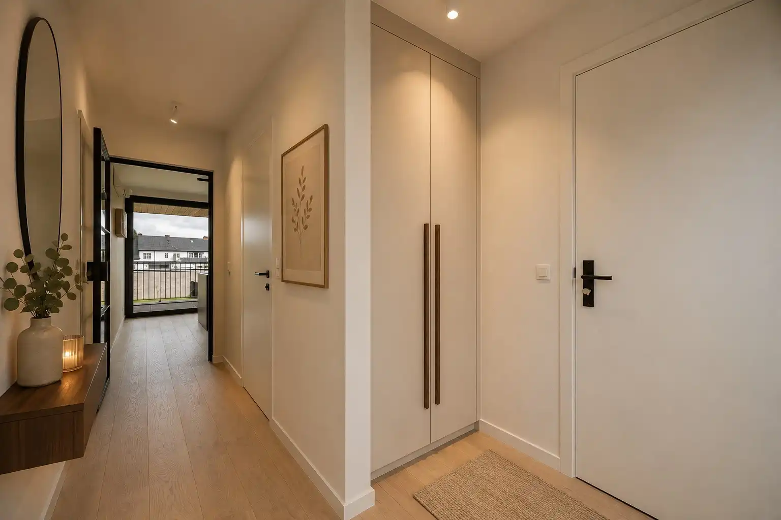 Prachtig afgewerkt nieuwbouwappartement inclusief 2 carports en 2 ruime bergingen foto 4