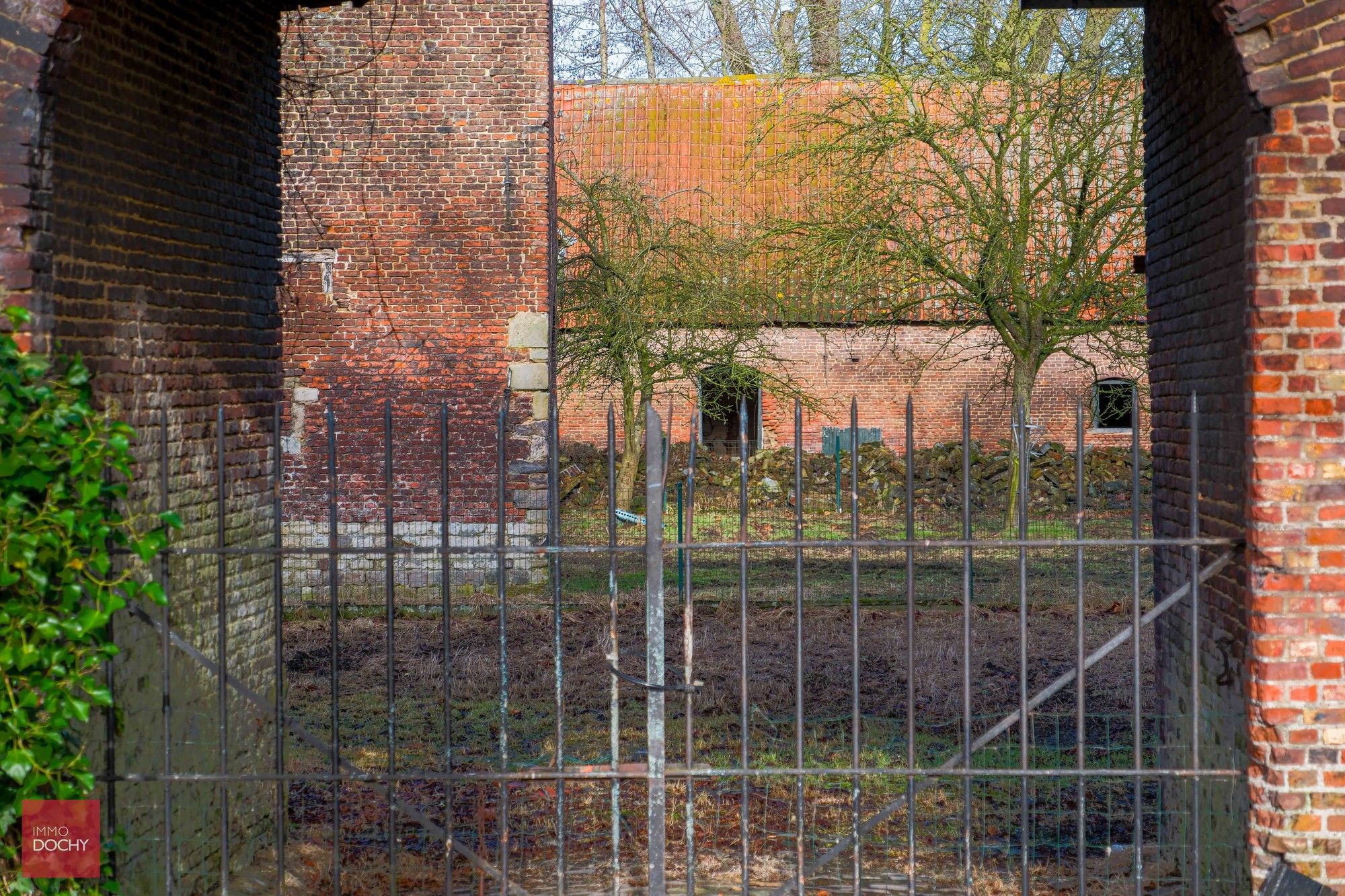 Historische kloosterhoeve aan de oevers van de Leie foto 11