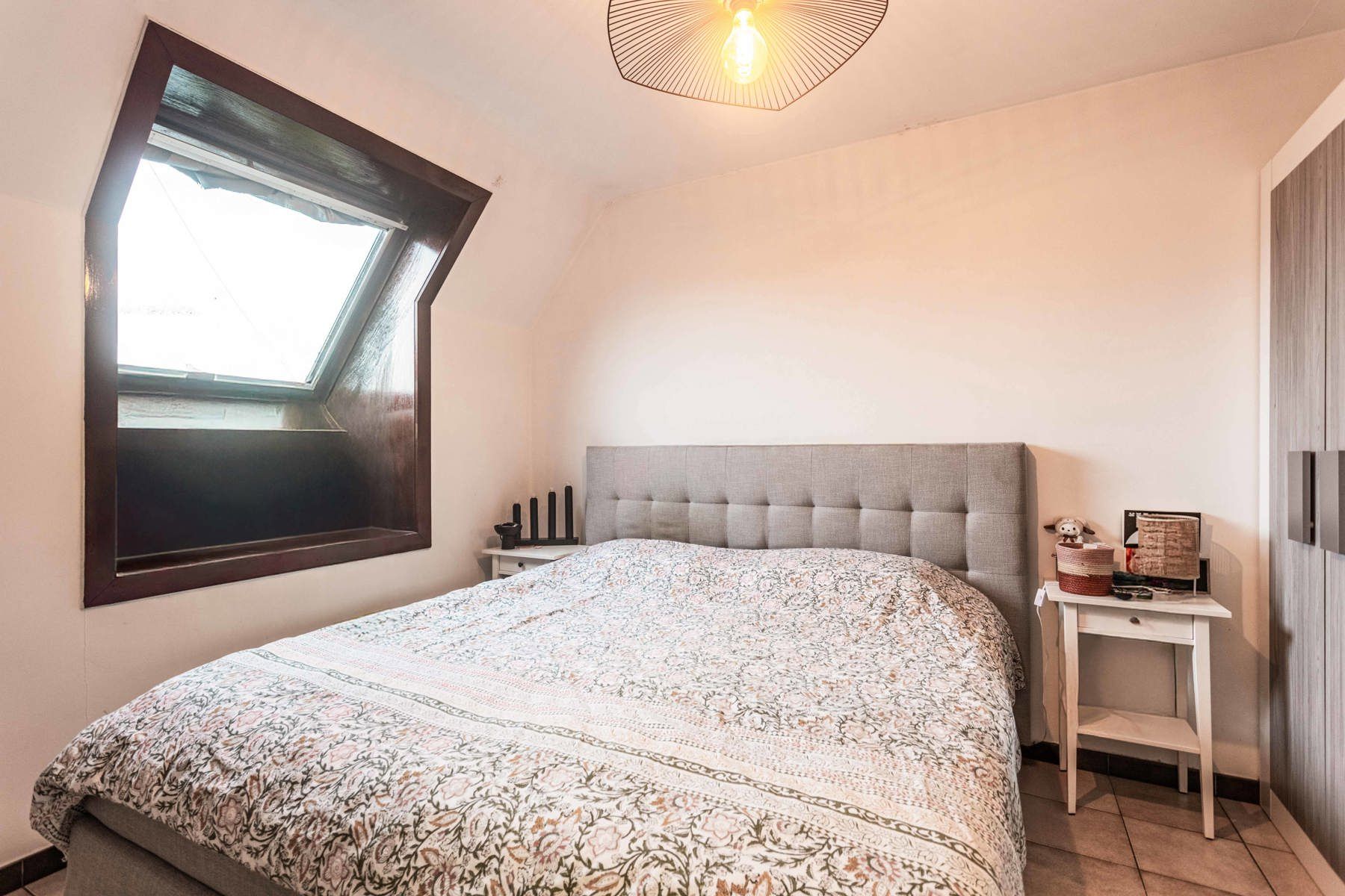 Te koop – lichtrijk en instapklaar appartement met garage foto 7