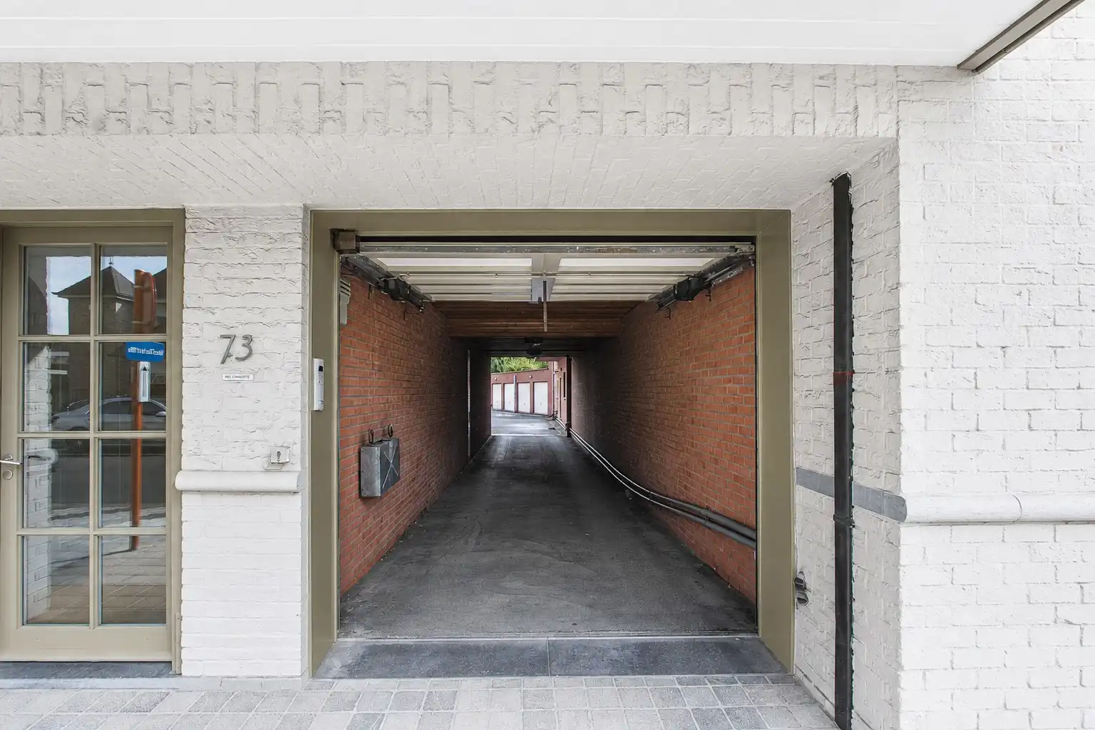 garagebox op gelijkvloers niveau te huur  te Knokke Van Bunnenlaan - Zoutelaan  foto 7