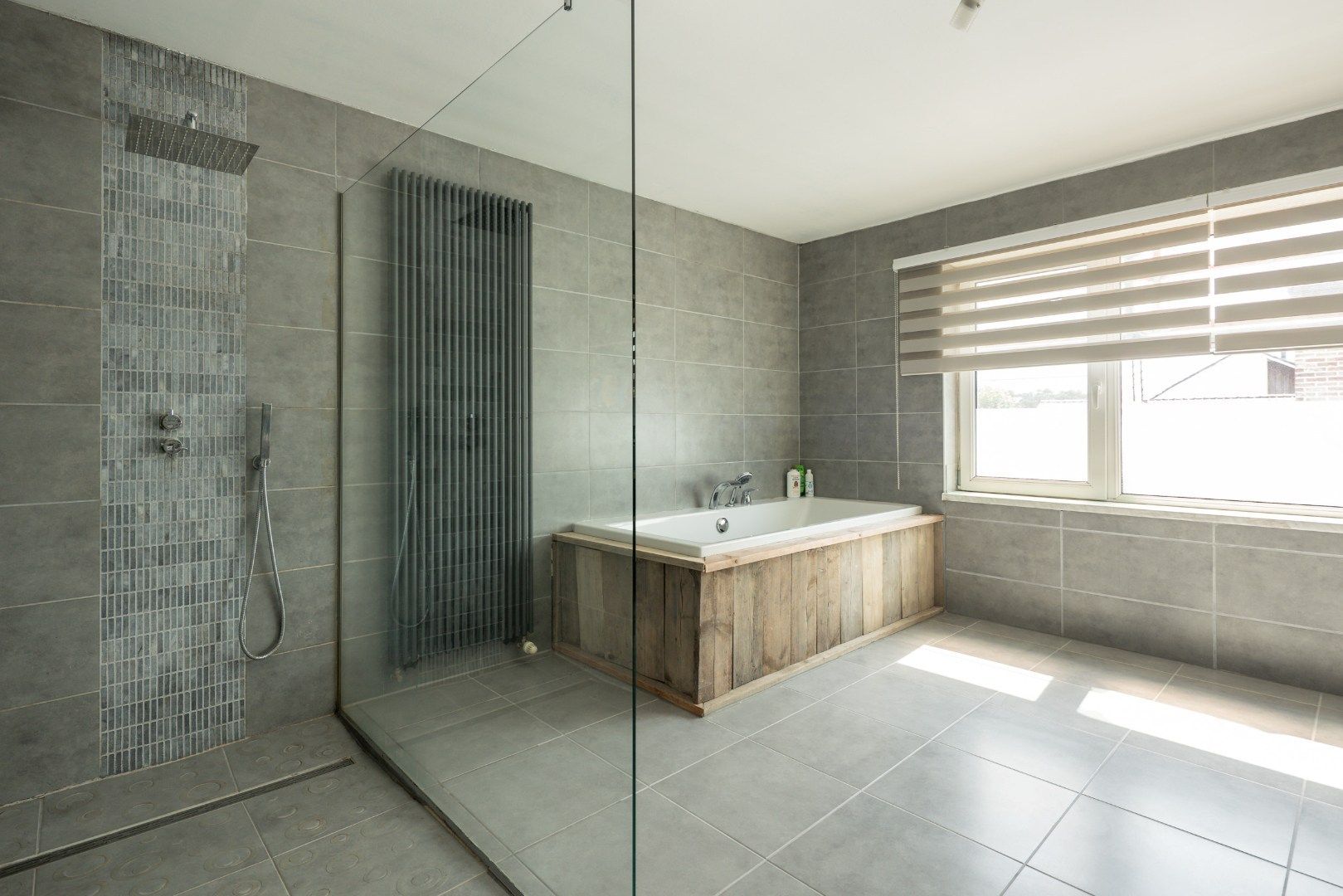 Vrijstaande en instapklare woning te koop in Pelt! foto 19