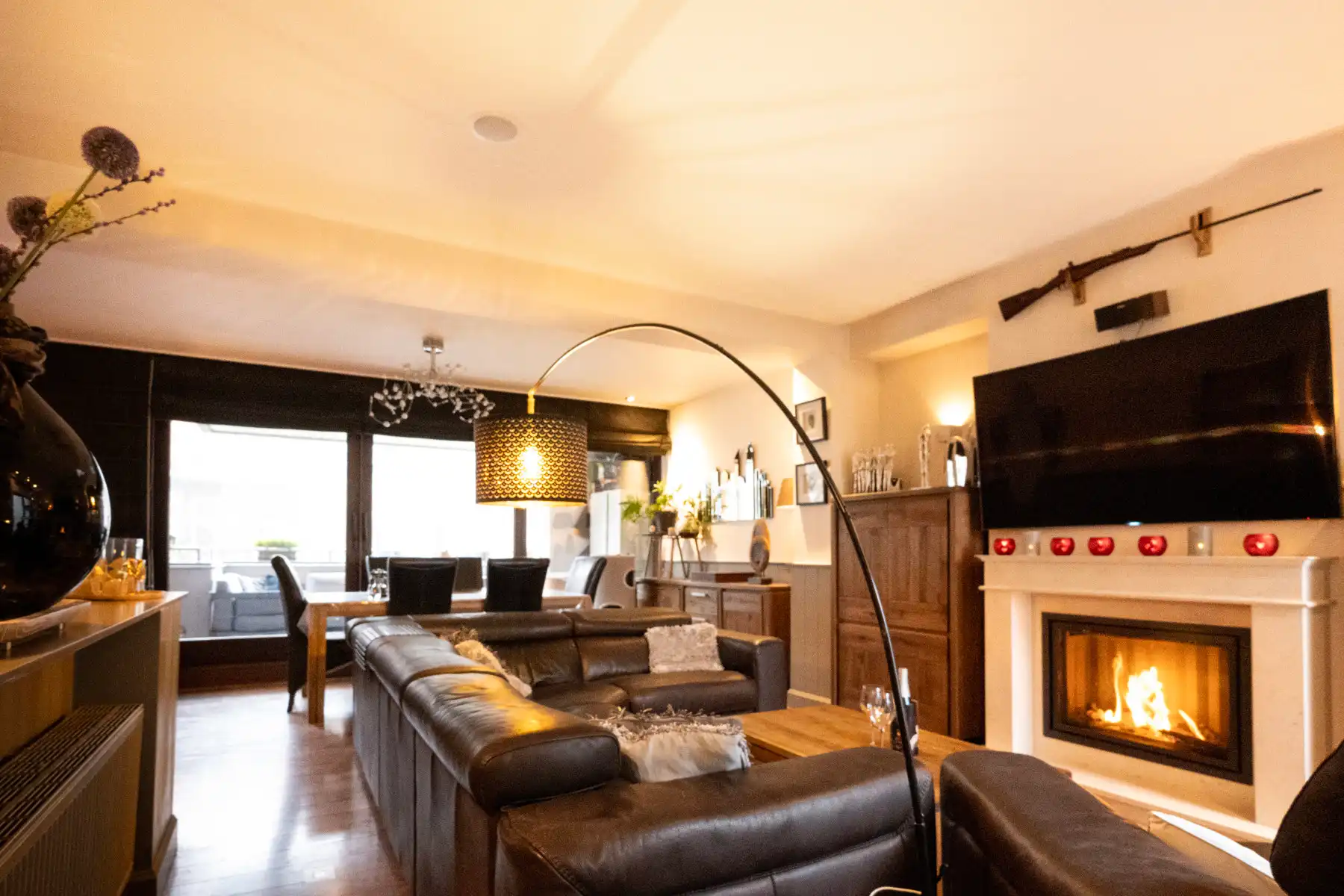 Ruim duplex-appartement met terrassen in Oostende. foto 3