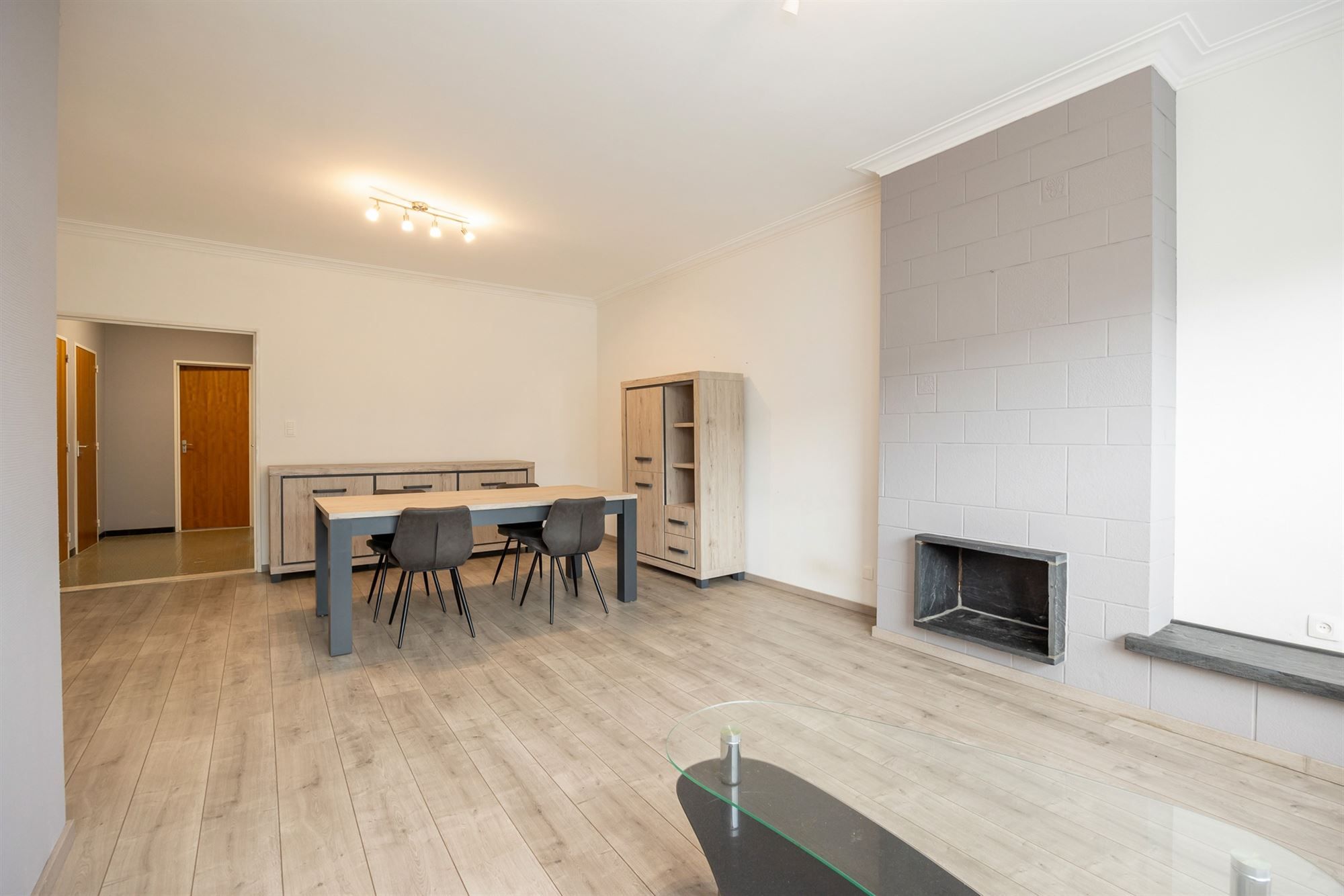 Ruim appartement met 2 slpk en 2 zonnige terrassen in Borsbeek! foto 7