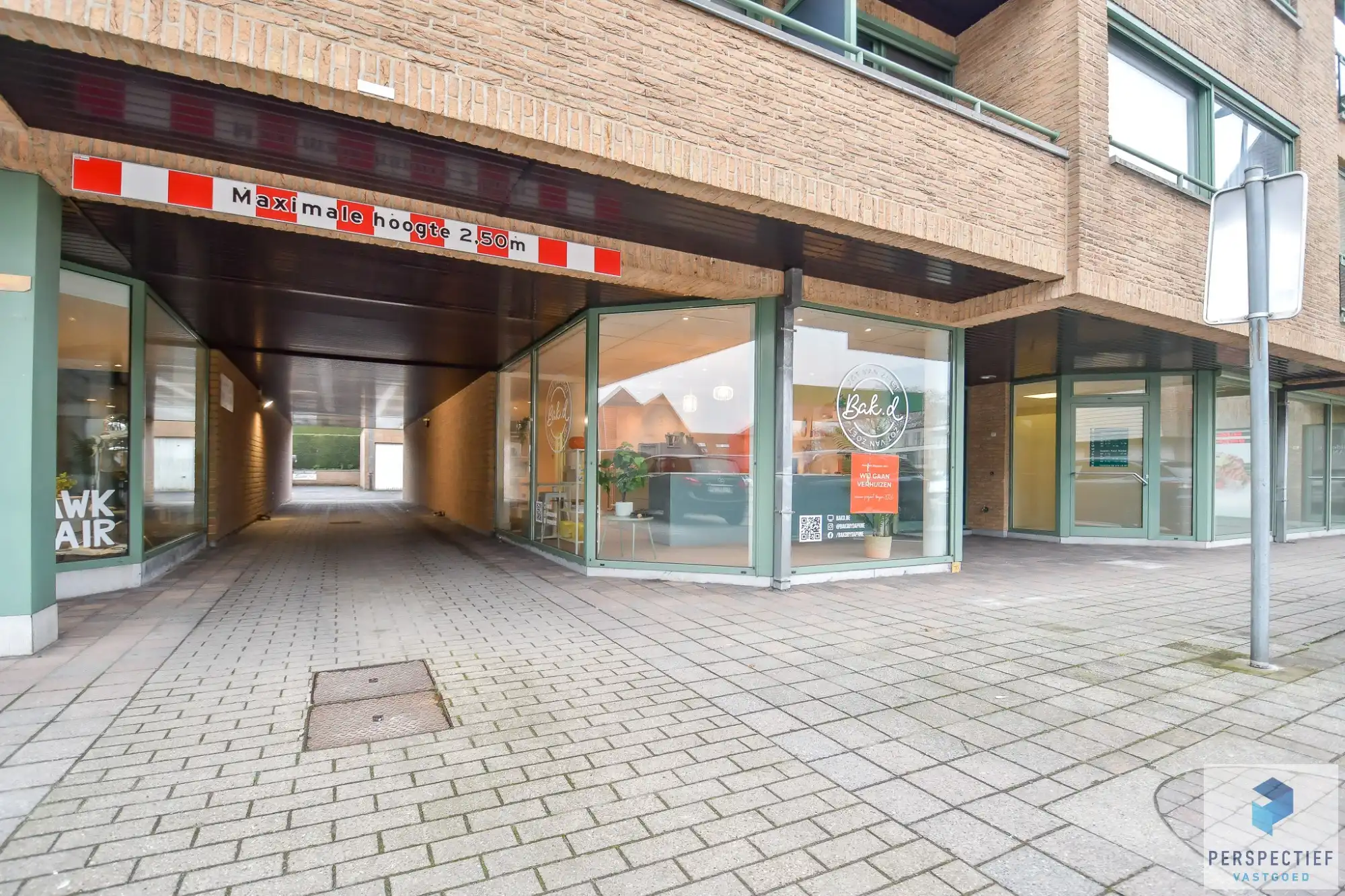 Handelspand/appartement met sterke commerciële uitstraling in Knesselare foto 14