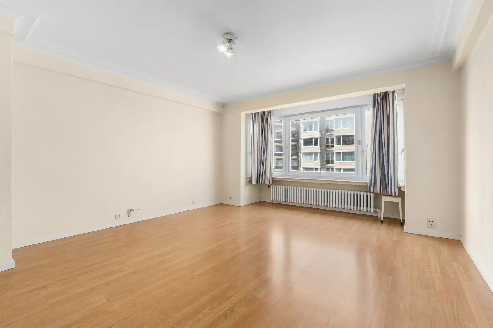APPARTEMENT MET 1 SLAAPKAMER OP TOPLIGGING foto 2