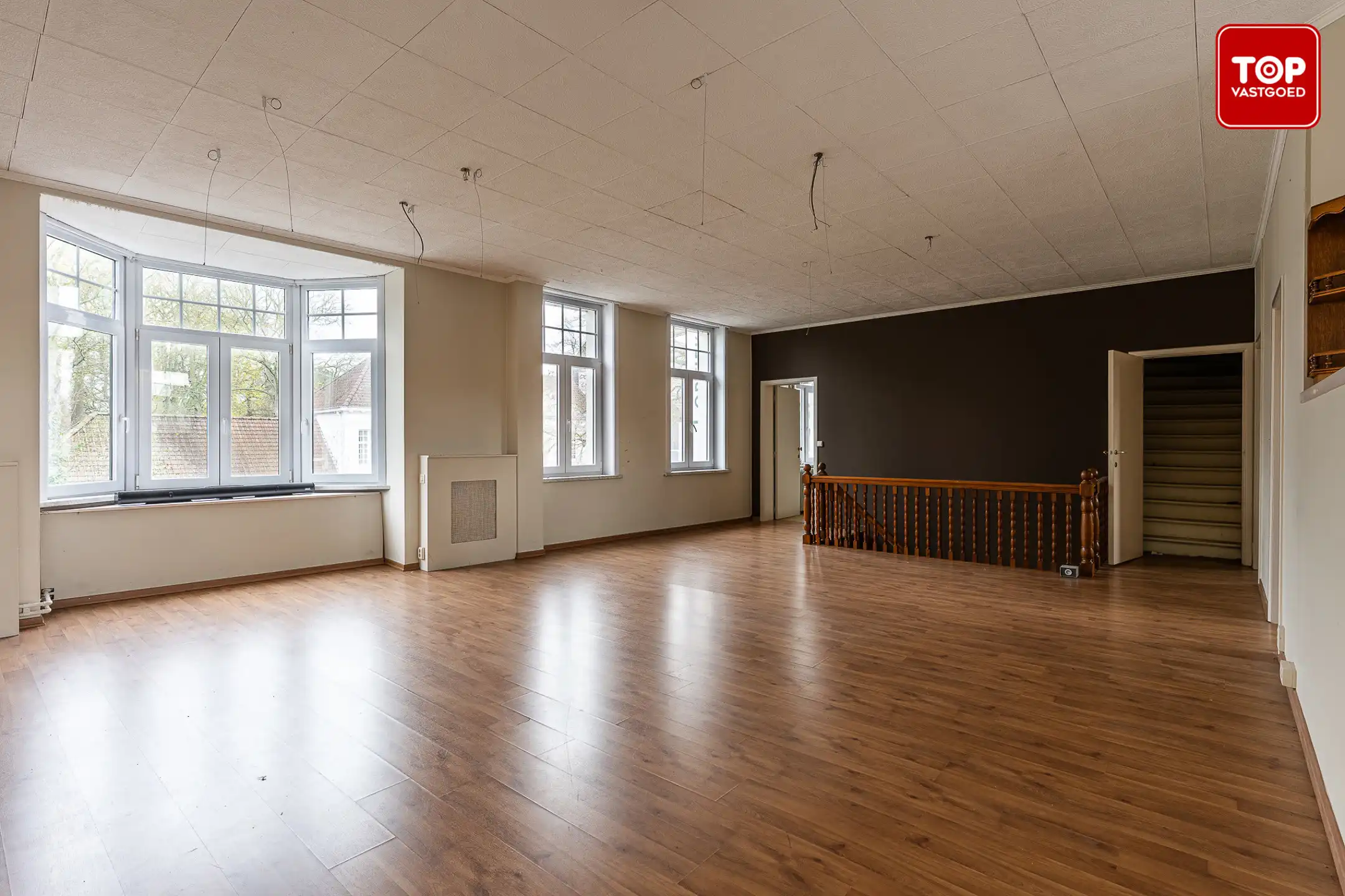 Karaktervol en  multifunctioneel handelshuis  op een interessante ligging.  foto 17