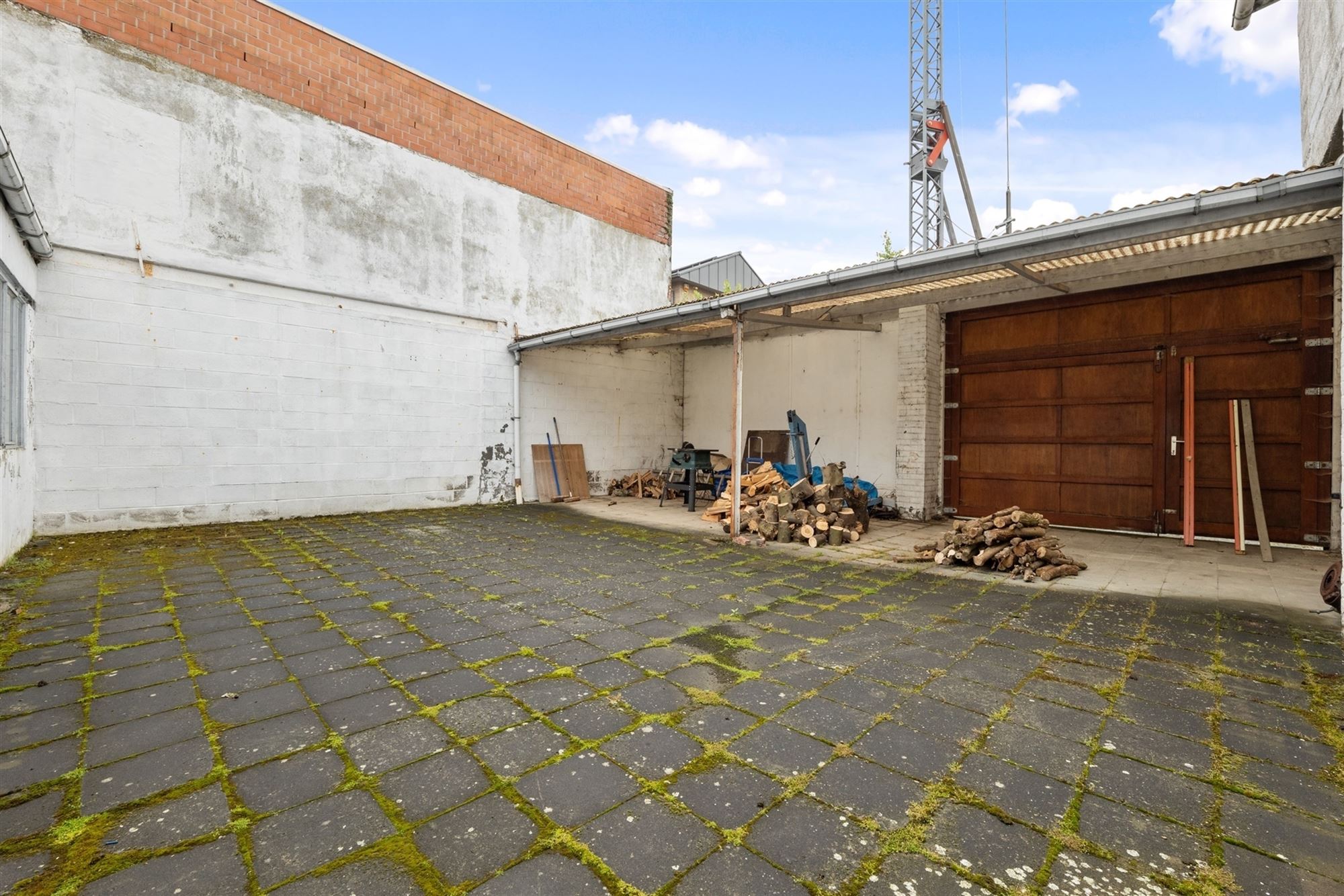 2 PANDEN MET VEEL MOGELIJKHEDEN IN HET CENTRUM VAN LANDEN  foto 20