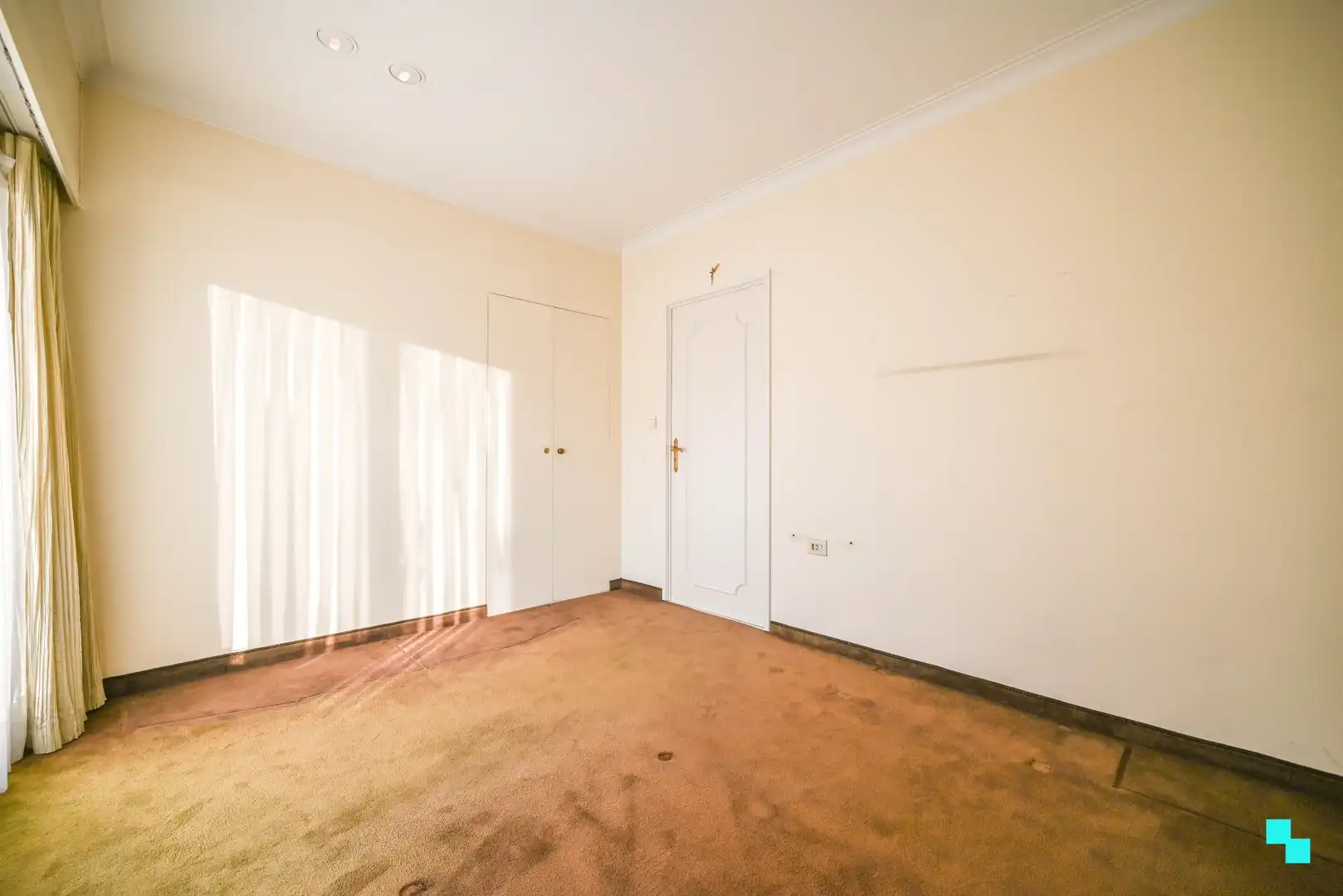 Riante, karaktervolle residentiële bungalow te Waregem foto 16