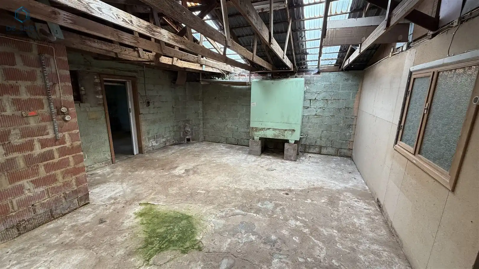 Te renoveren woning met 5 slaapkamers, garage en ruime tuin in het landelijke Viane foto 7