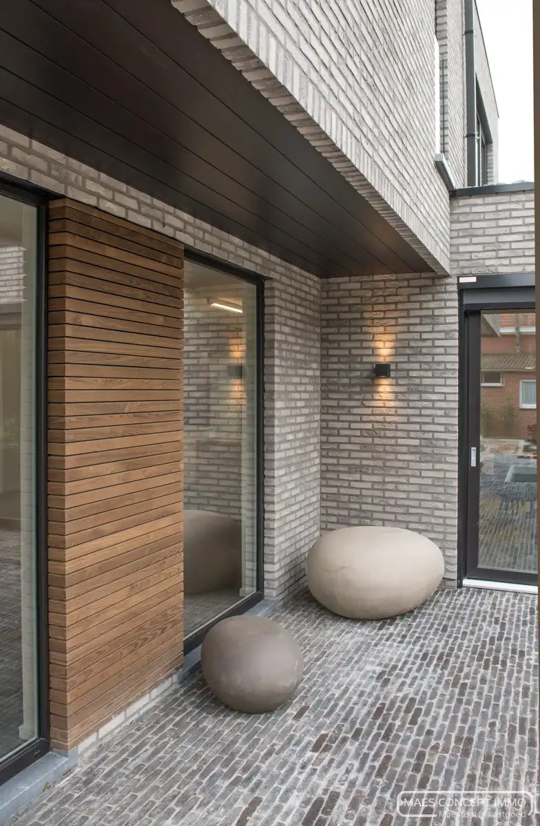 Luxueus afgewerkte villa te koop op topligging te Wielsbeke foto 13