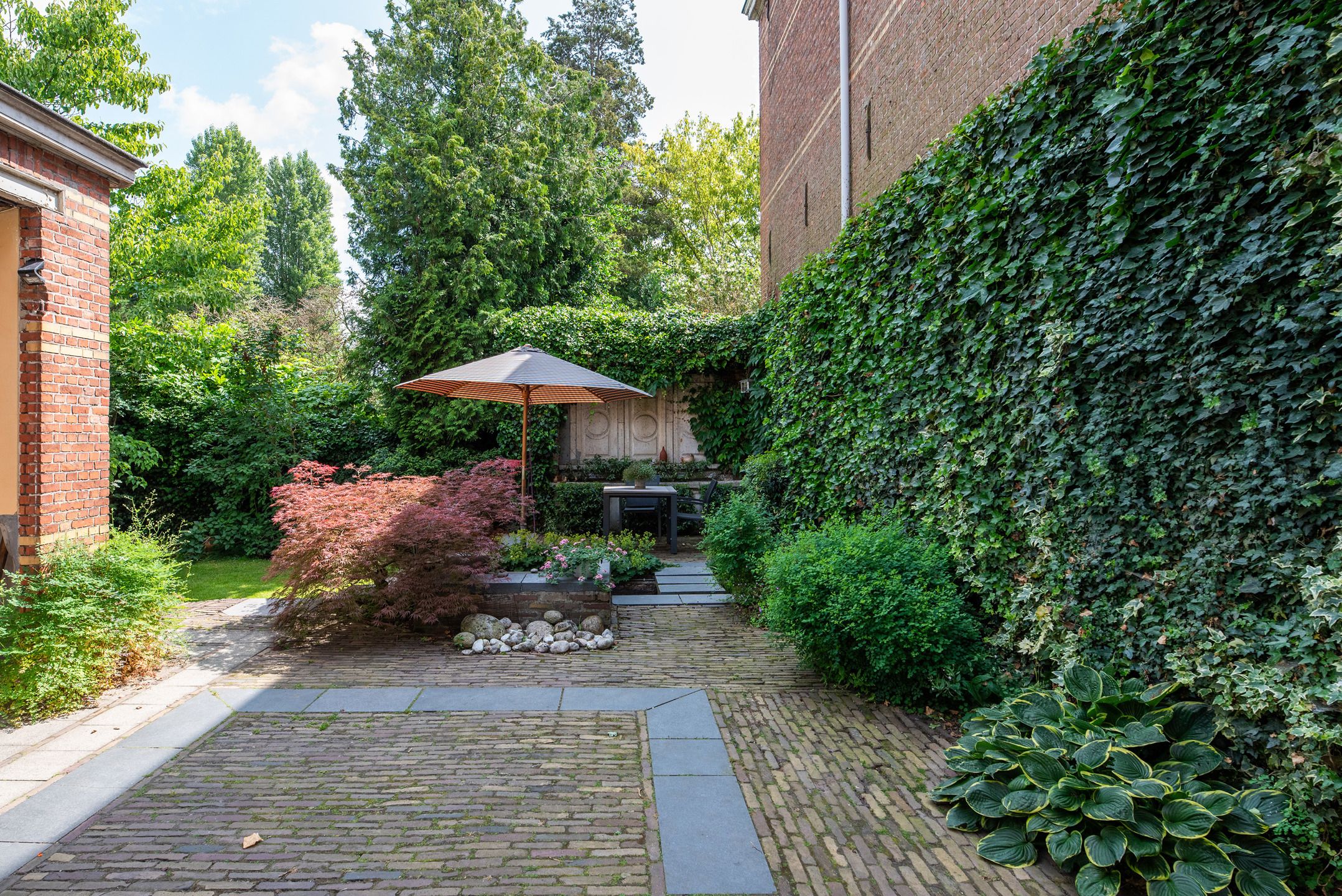 Prachtige directeurswoning met bijgebouw en eigen parking in centrum Turnhout foto 28