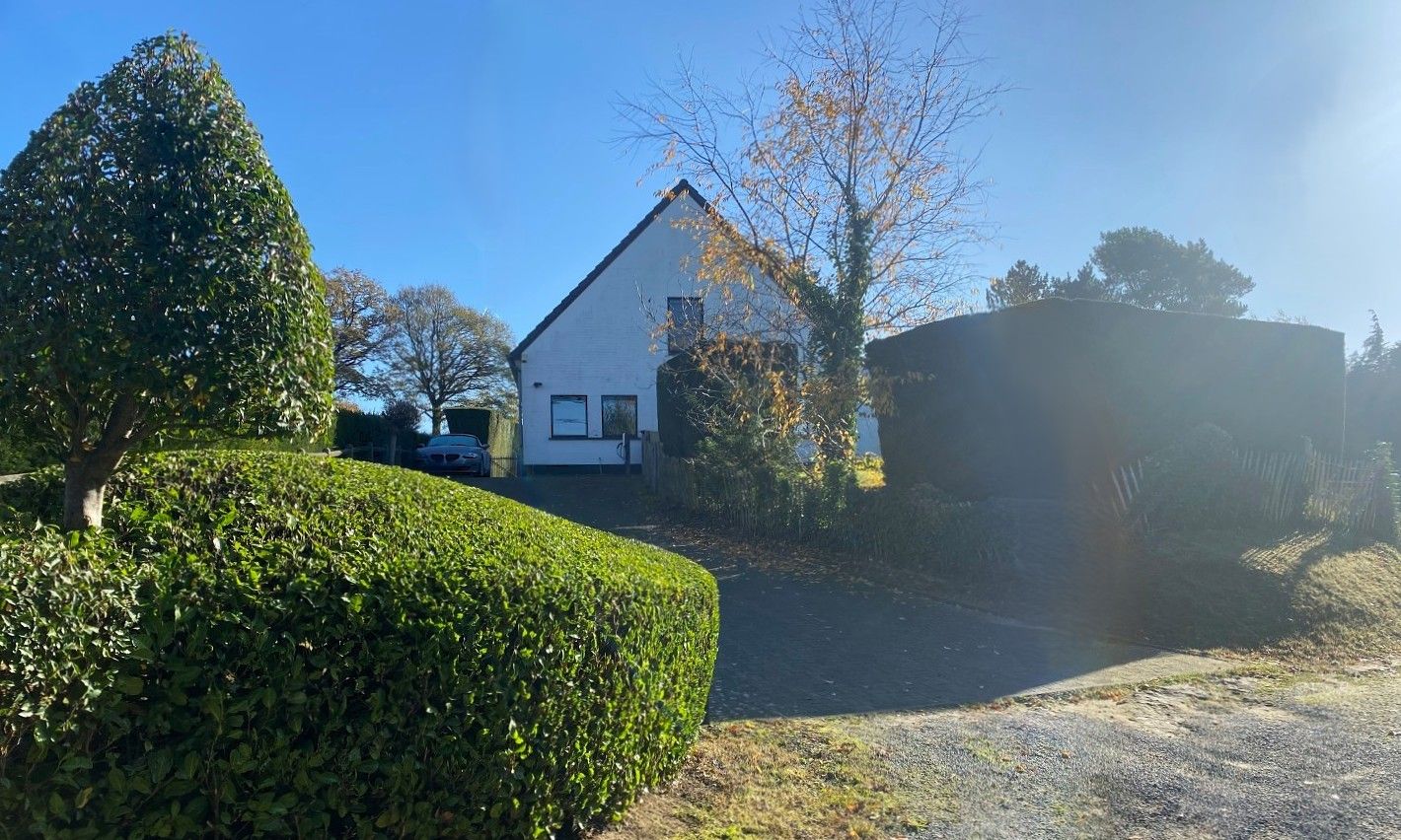 Hoofdfoto van de publicatie: Comfortabel wonen in het groen: ruime alleenstaande woning op uitzonderlijk perceel