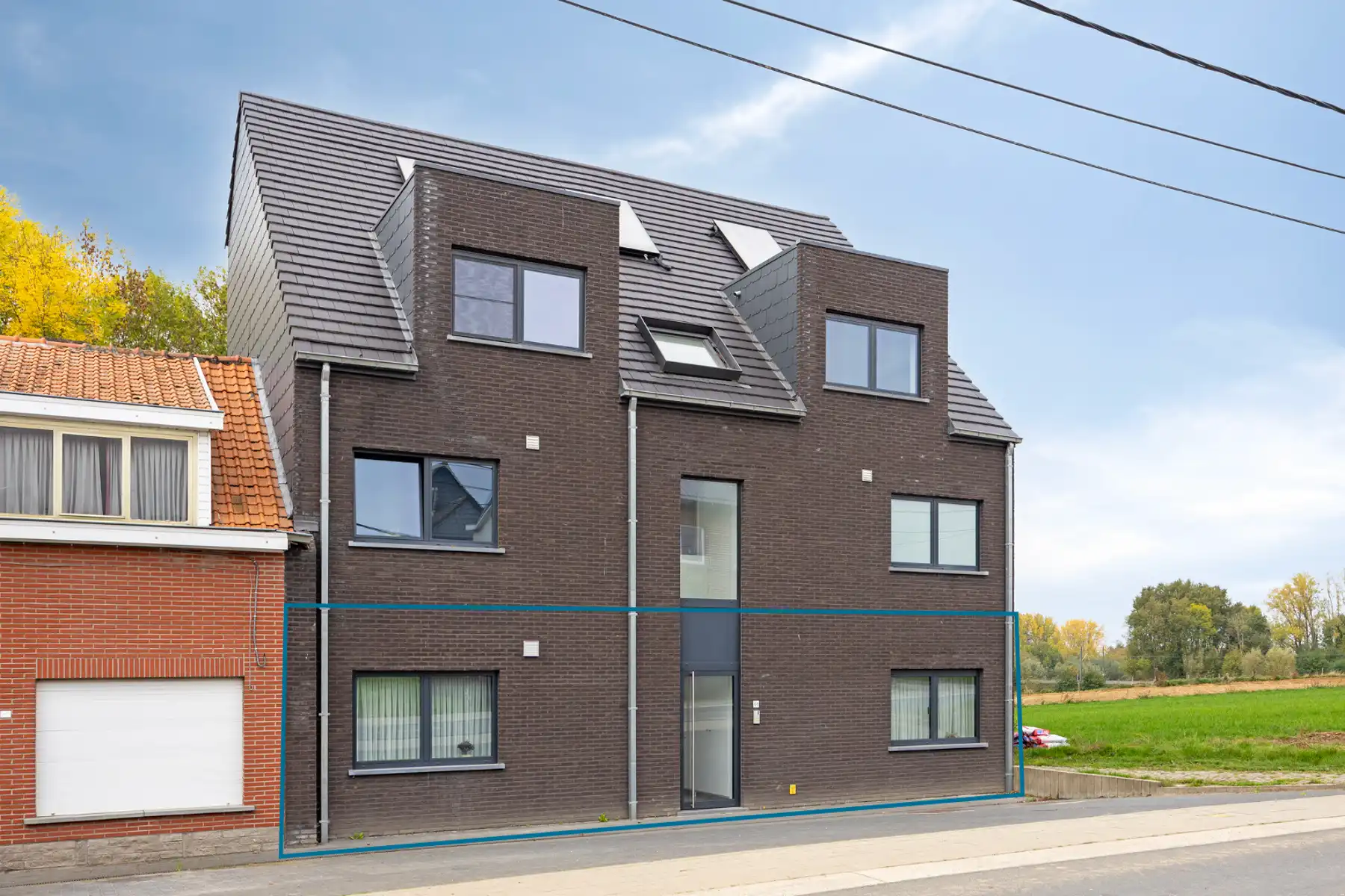 Appartement te koop foto {{pictureIndex}}