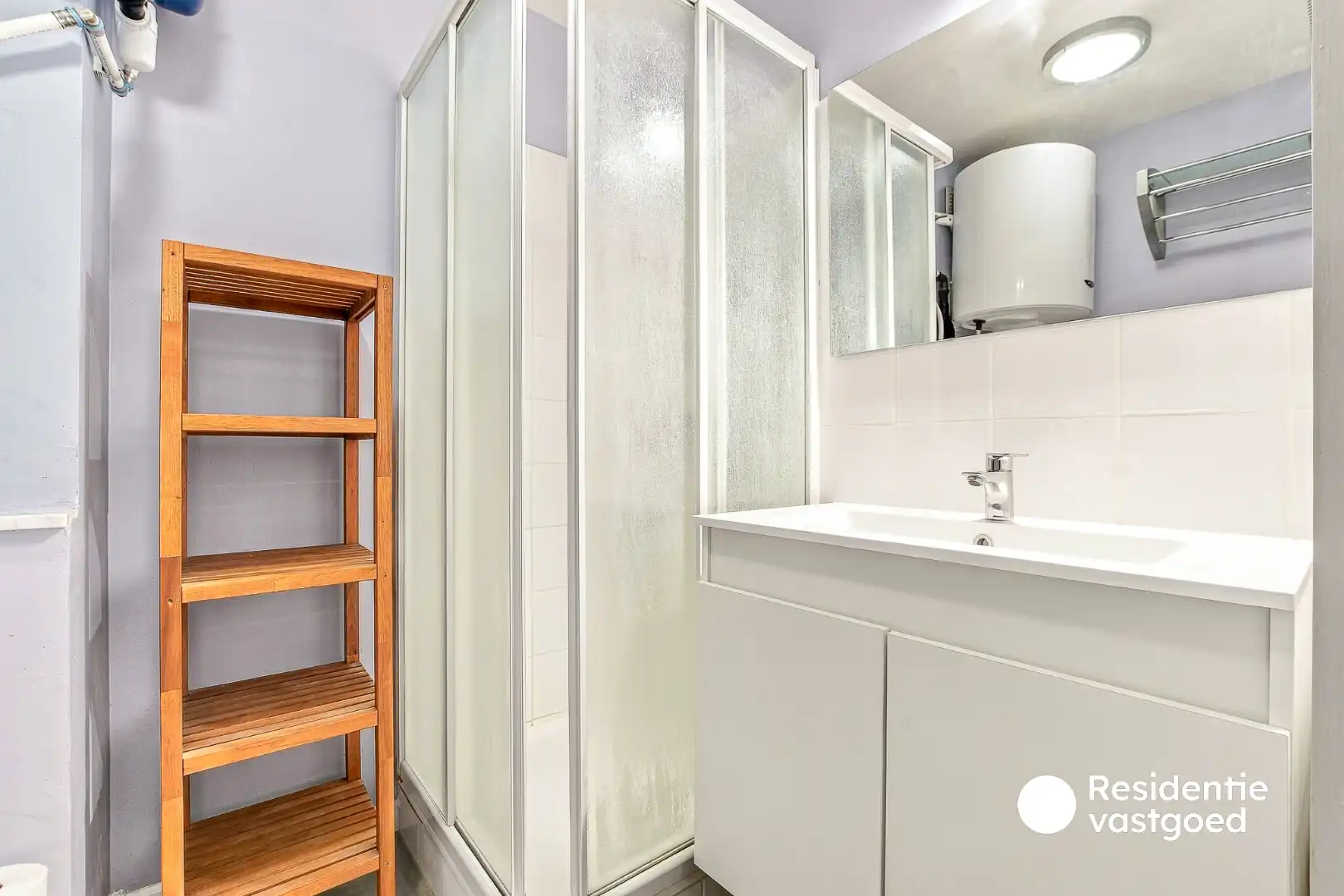 Instapklaar éénslaapkamerappartement met terras en zwembad te Bredene! foto 10