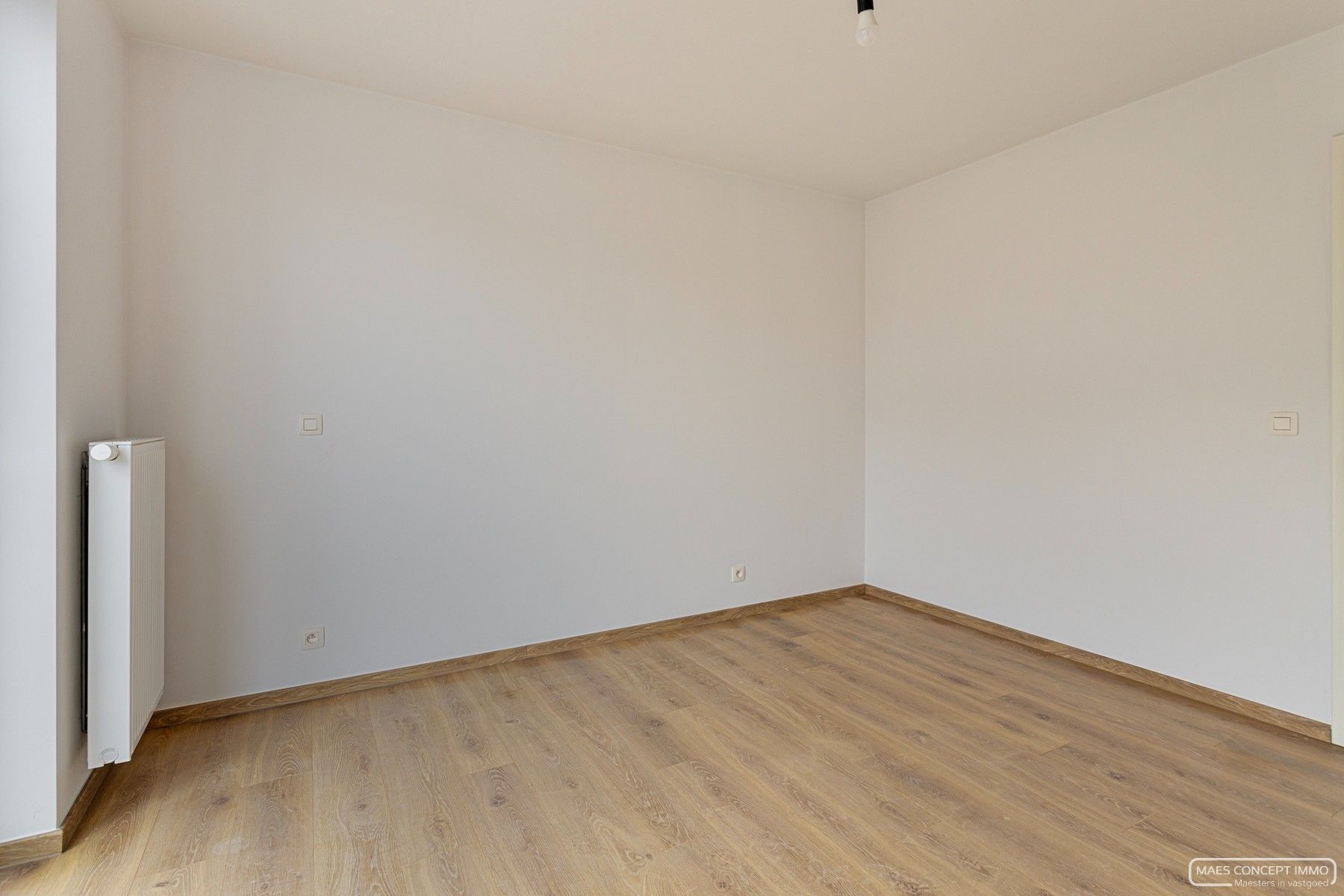 Nieuwbouwwoning te koop in centrum Outrijve foto 14