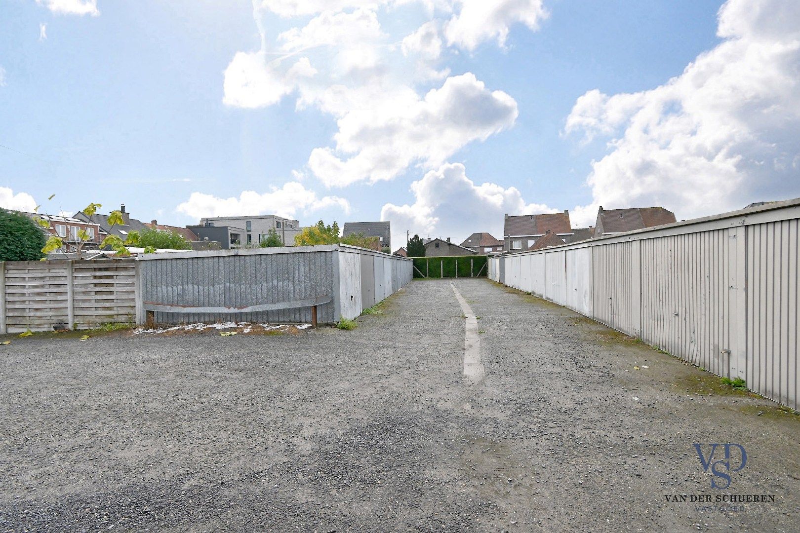 13 garageboxen op toplocatie in Deinze  foto 3