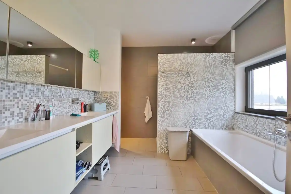 Moderne villa aan de stadsrand van Sint-Truiden foto 32