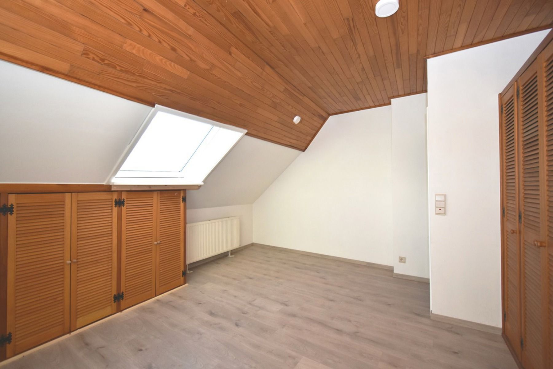 Halfopen woning nabij centrum Geraardsbergen foto 13