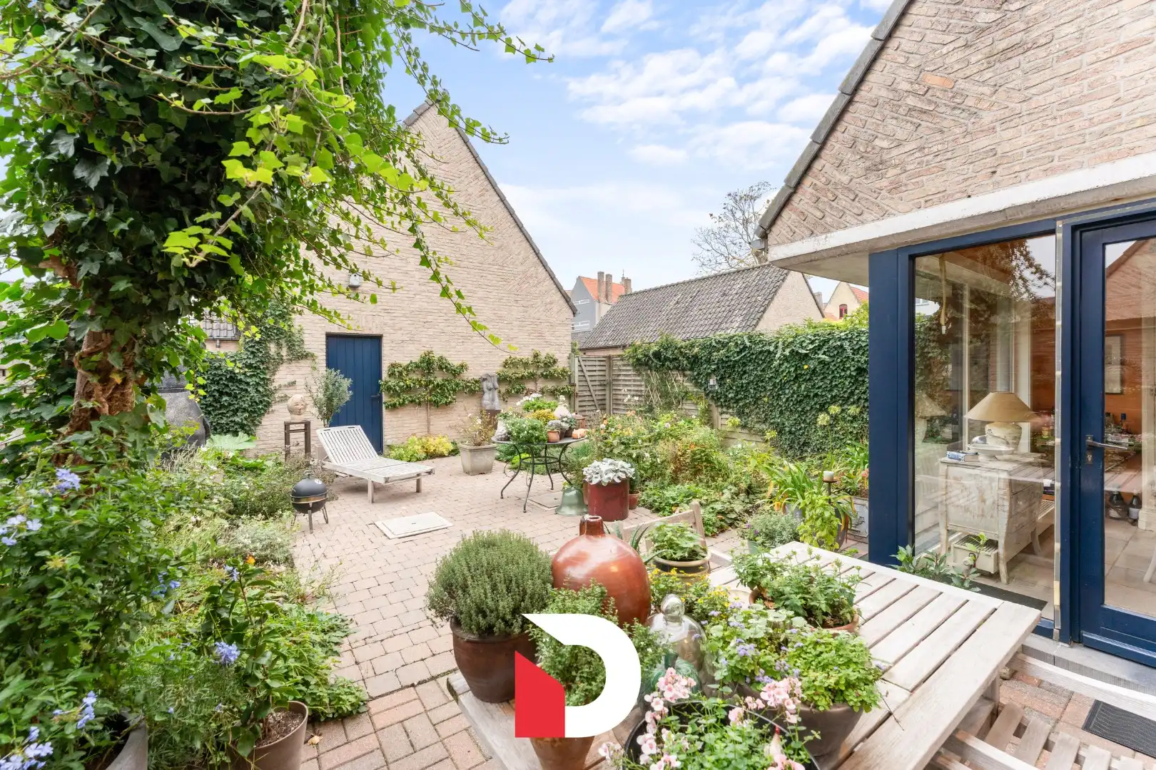 Exclusieve stadswoning met garage op toplocatie in hartje Brugge foto 13