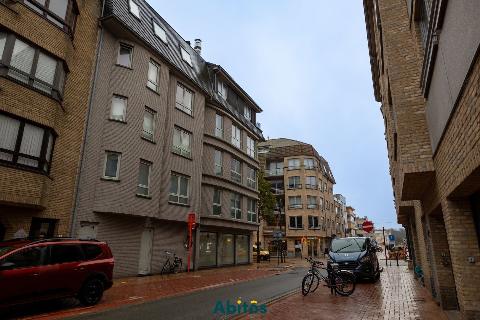 Gemeubeld hoekappartement ideaal als investeringpand foto 10