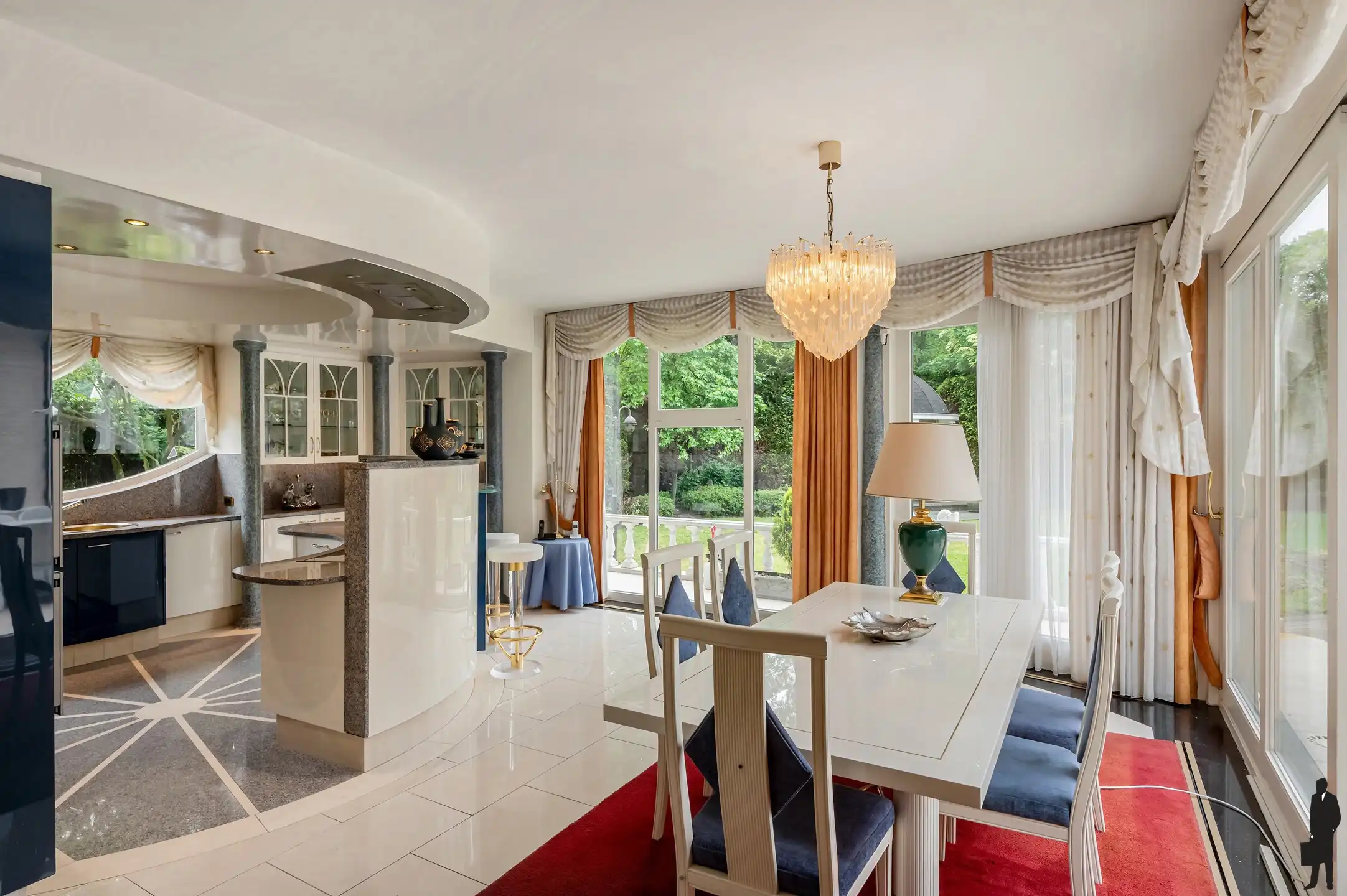 Exclusieve stijlvilla met binnenzwembad, wellness en hoogwaardige afwerking op toplocatie te Essen foto 10