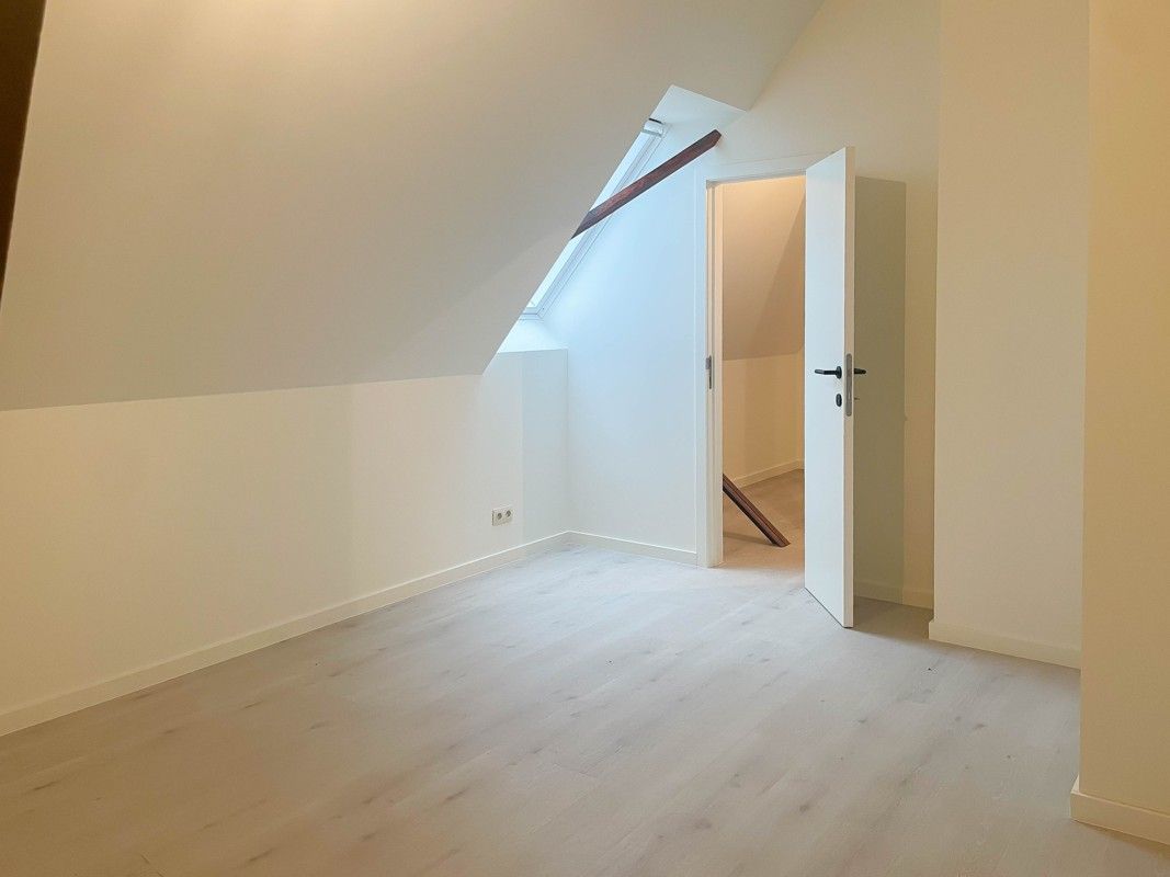 Appartement met 2 slaapkamers + garage foto 6