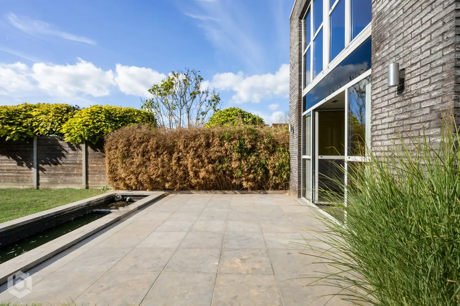 Instapklare woning met 2 slpkrs en ruime tuin te Beerzel foto 21