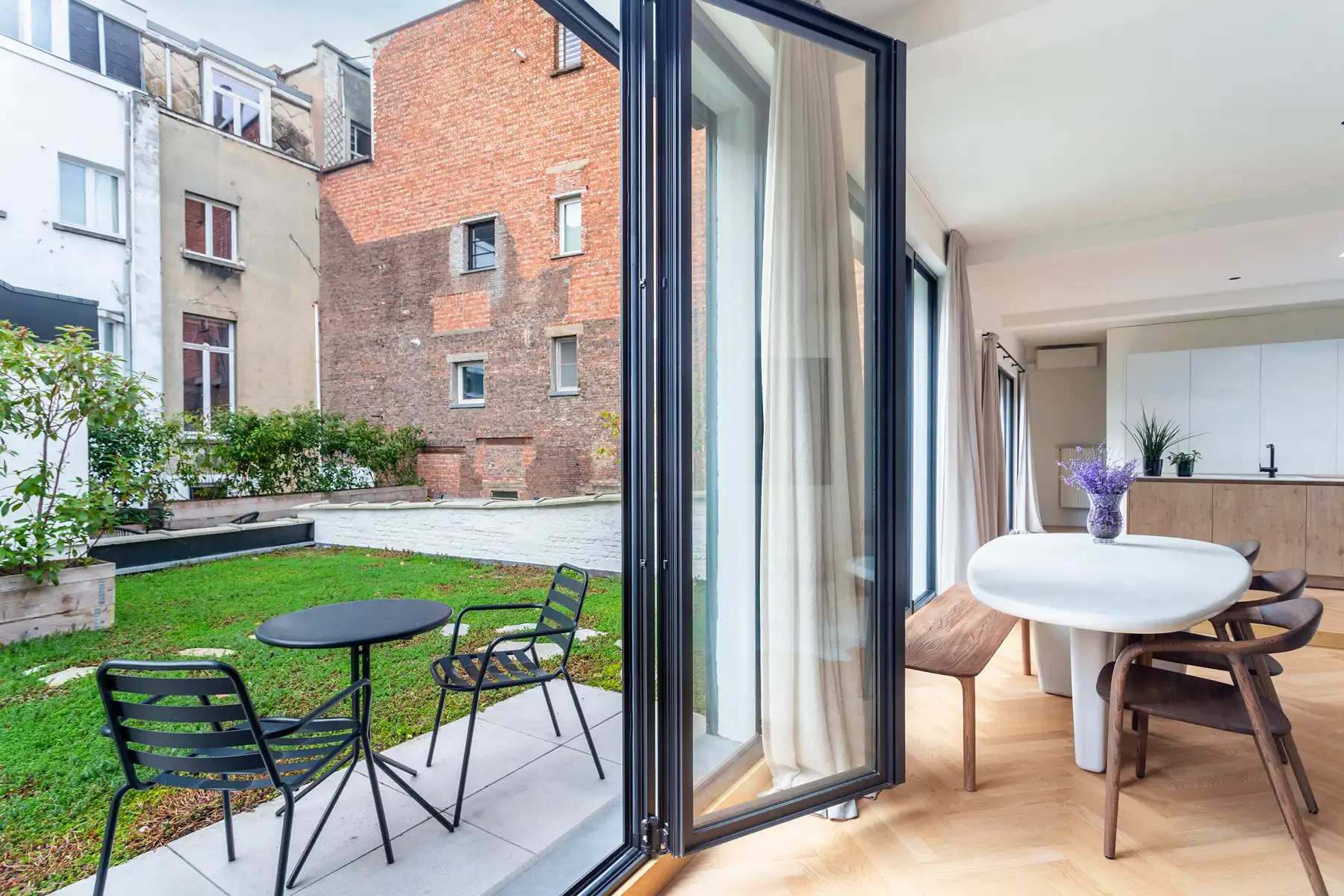 Karaktervolle loft met groendak in hartje Antwerpen foto 3