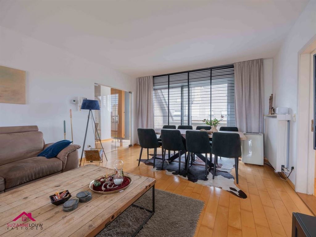 Ruim en gezellig appartement vlakbij het centrum foto 13