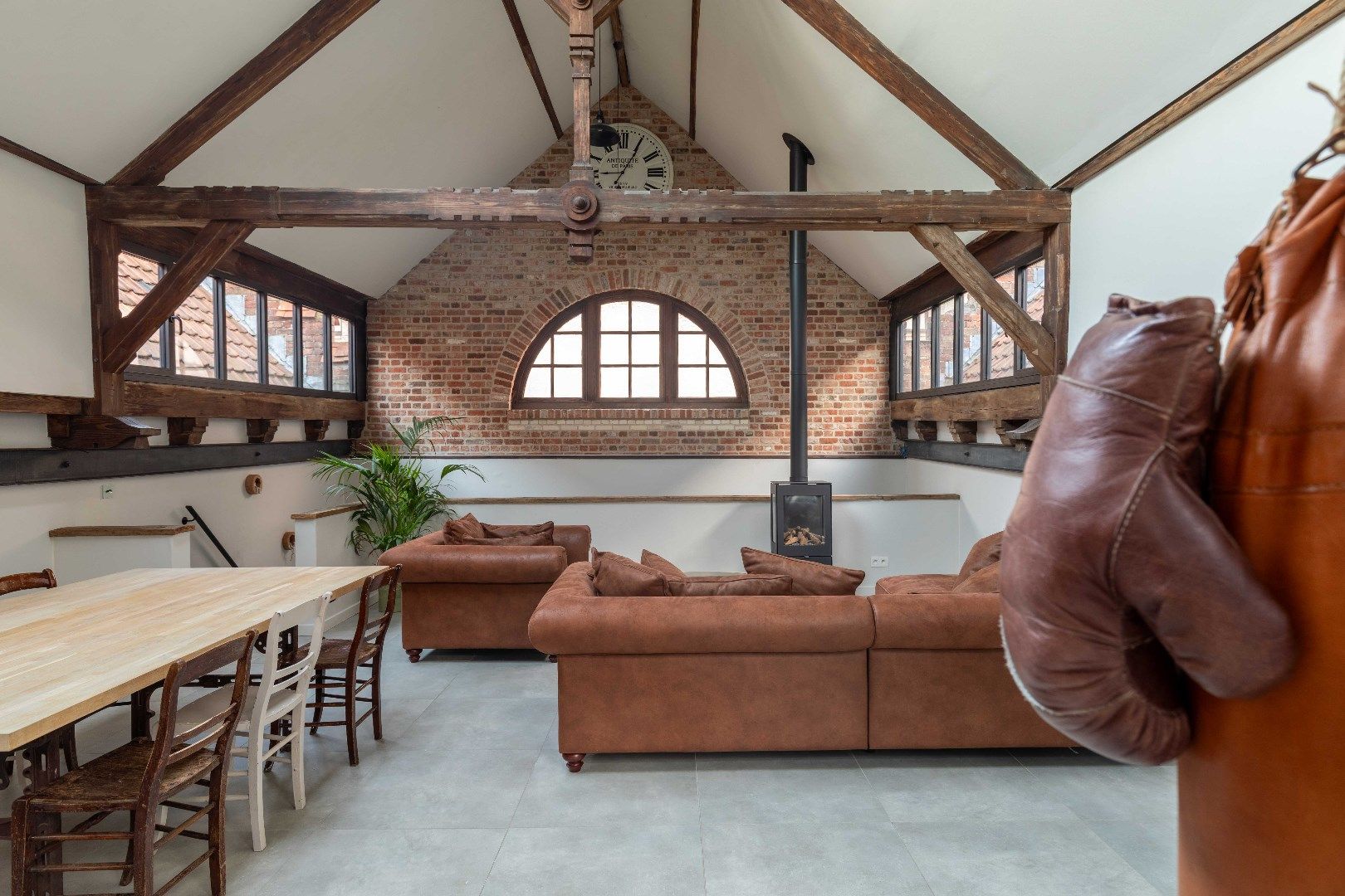 Loft, stijl en comfort in voormalig fabrieksgebouw foto 6
