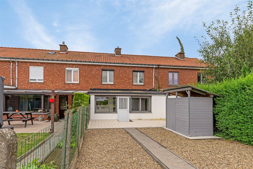 Gerenoveerde 3slpk woning met mooi uitzicht foto 23