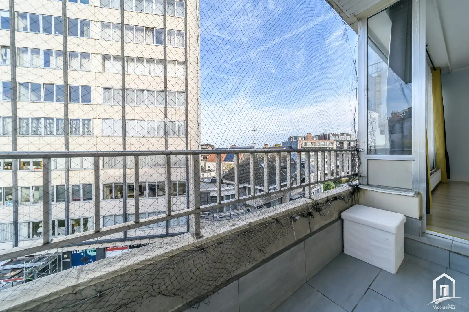 Gerenoveerd en instapklaar 1-slaapkamerappartement  in hartje Aalst foto 12