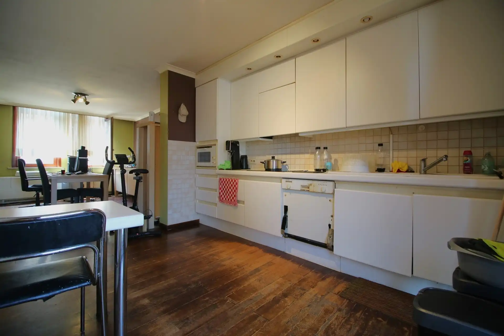 Te renoveren woning in het centrum foto 7