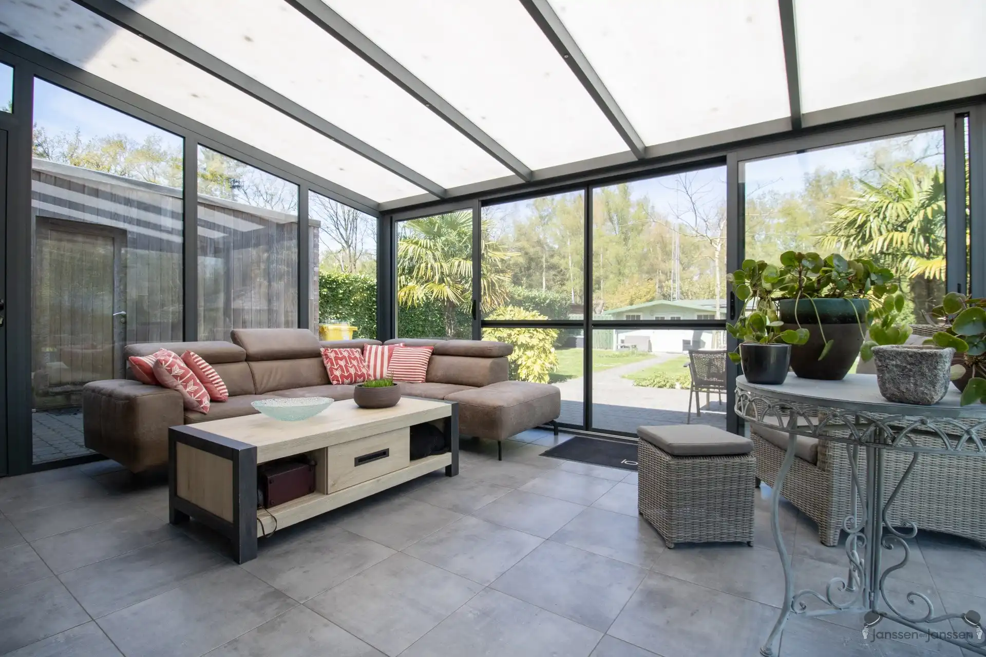 Chalet met 2 slaapkamers met unieke locatie op 2.373 m² foto 6