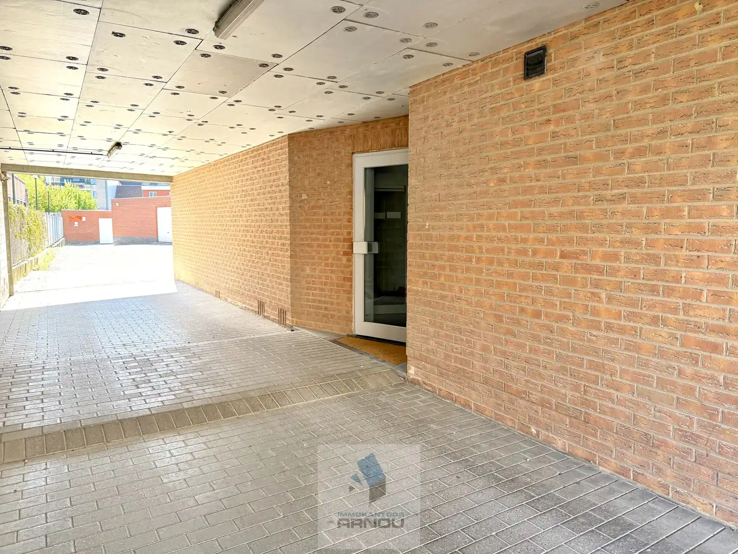 Appartement met 1 slaapkamer en parking  in het centrum foto 15