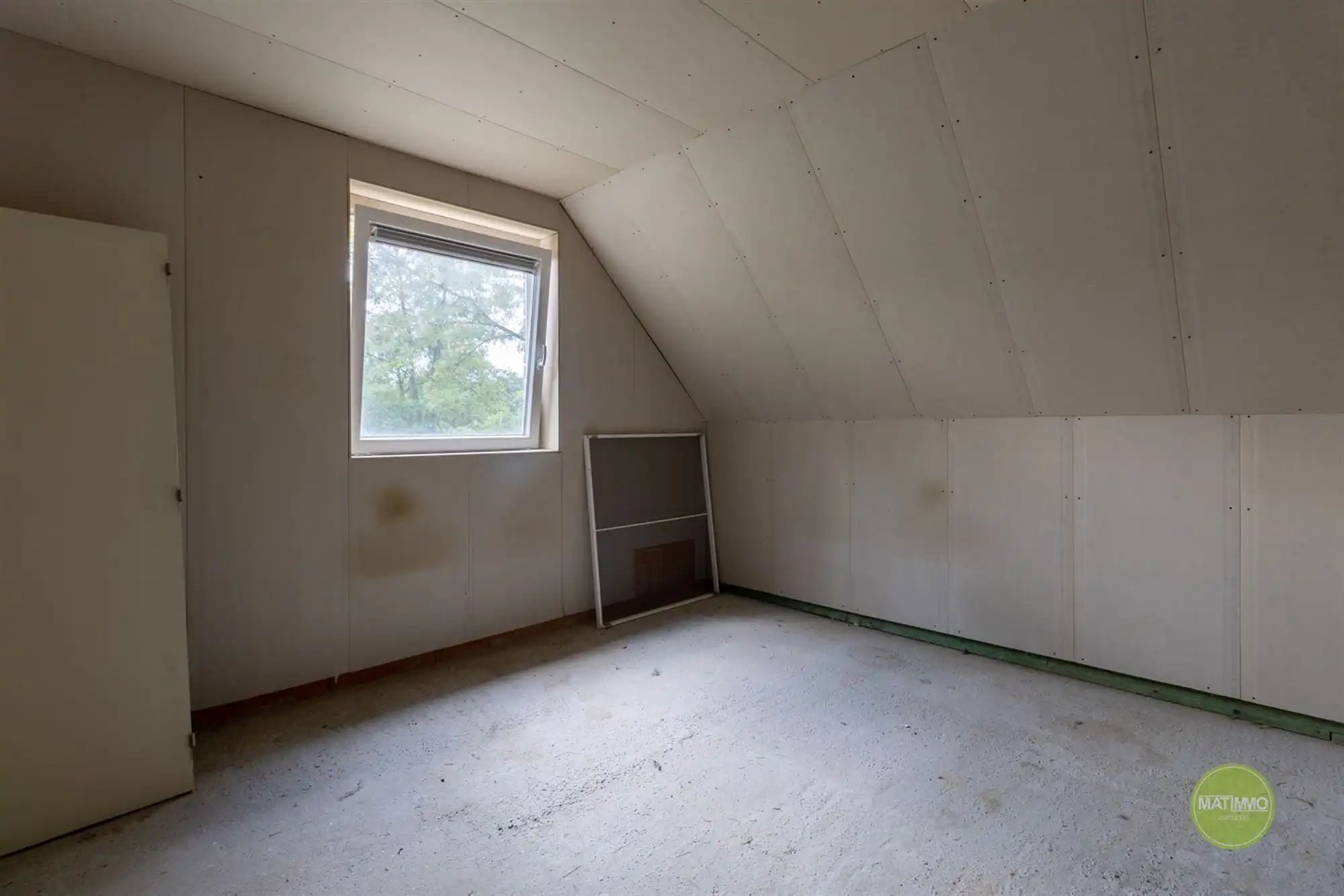 Vrijstaande casco gezinswoning met 6 slaapkamers  foto 16