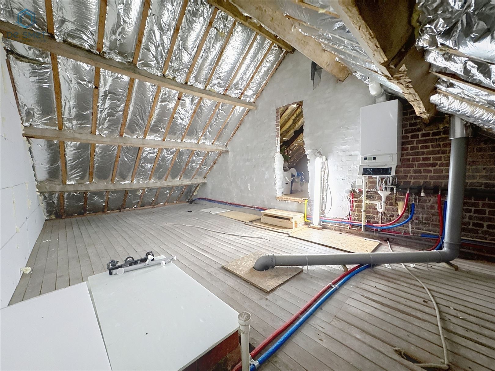 Instapklare gezinswoning met 3 slaapkamers, ruime garage en tuin in Smeerebbe-Vloerzegem foto 26
