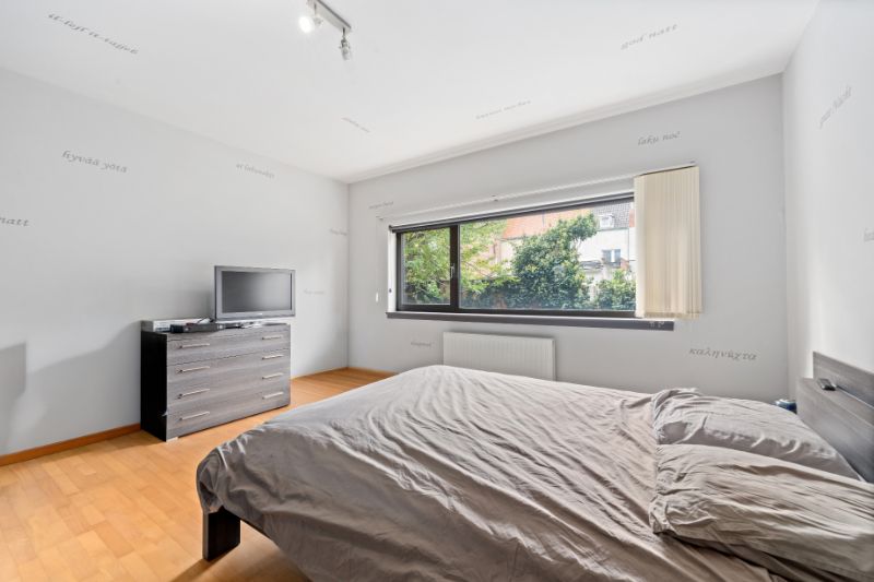 Ruim appartement - ondergrondse staanplaats inclusief!!! foto 12