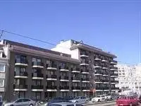 Standplaats nr 2 TE HUUR in ondergronds complex - Onmiddellijk aan zee! foto {{pictureIndex}}