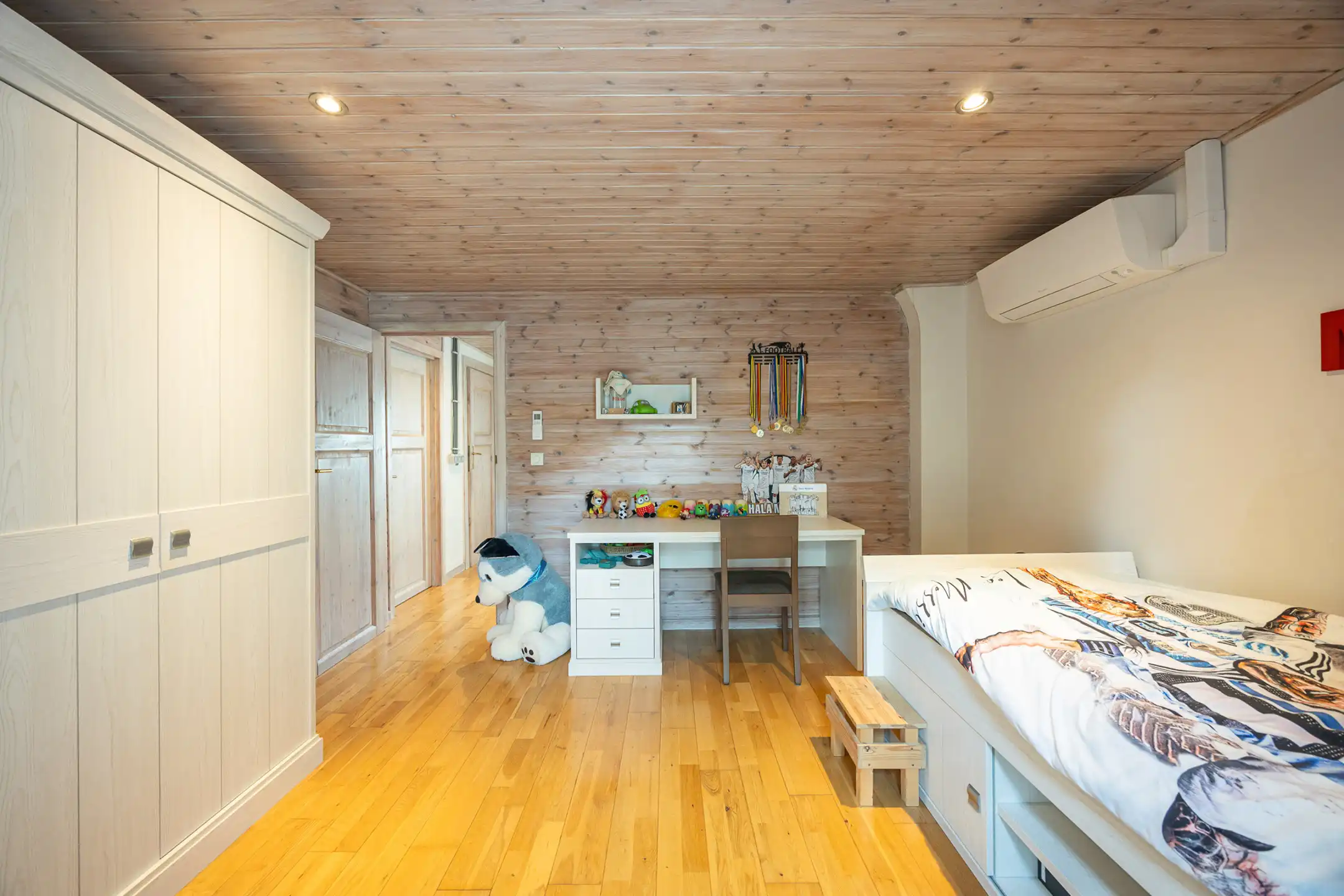 Instapklare 4slpk-woning op rustige locatie te Vosselaar. foto 20