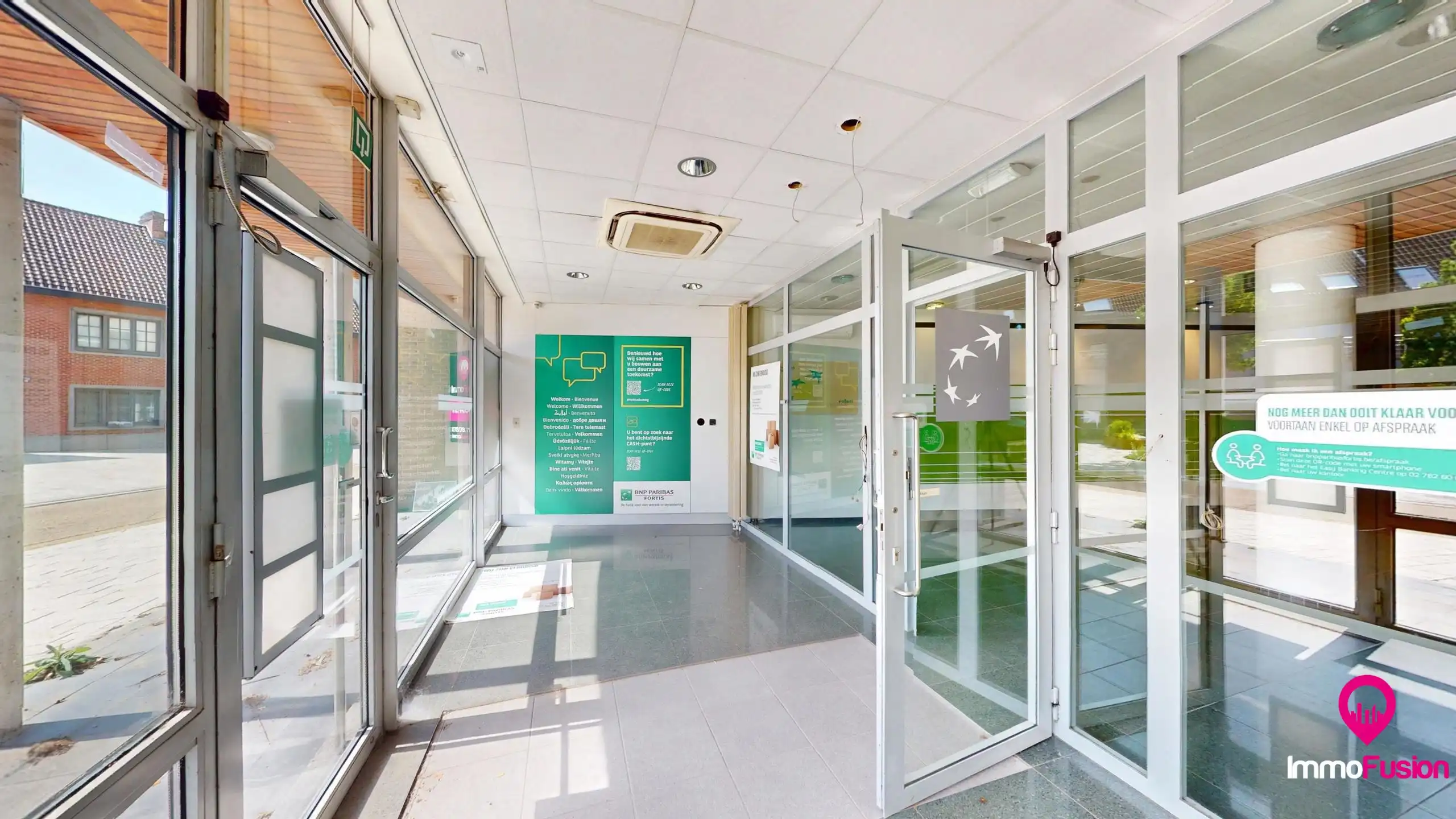 Zeer ruim kantoor op commerciële locatie in centrum Beringen foto 2