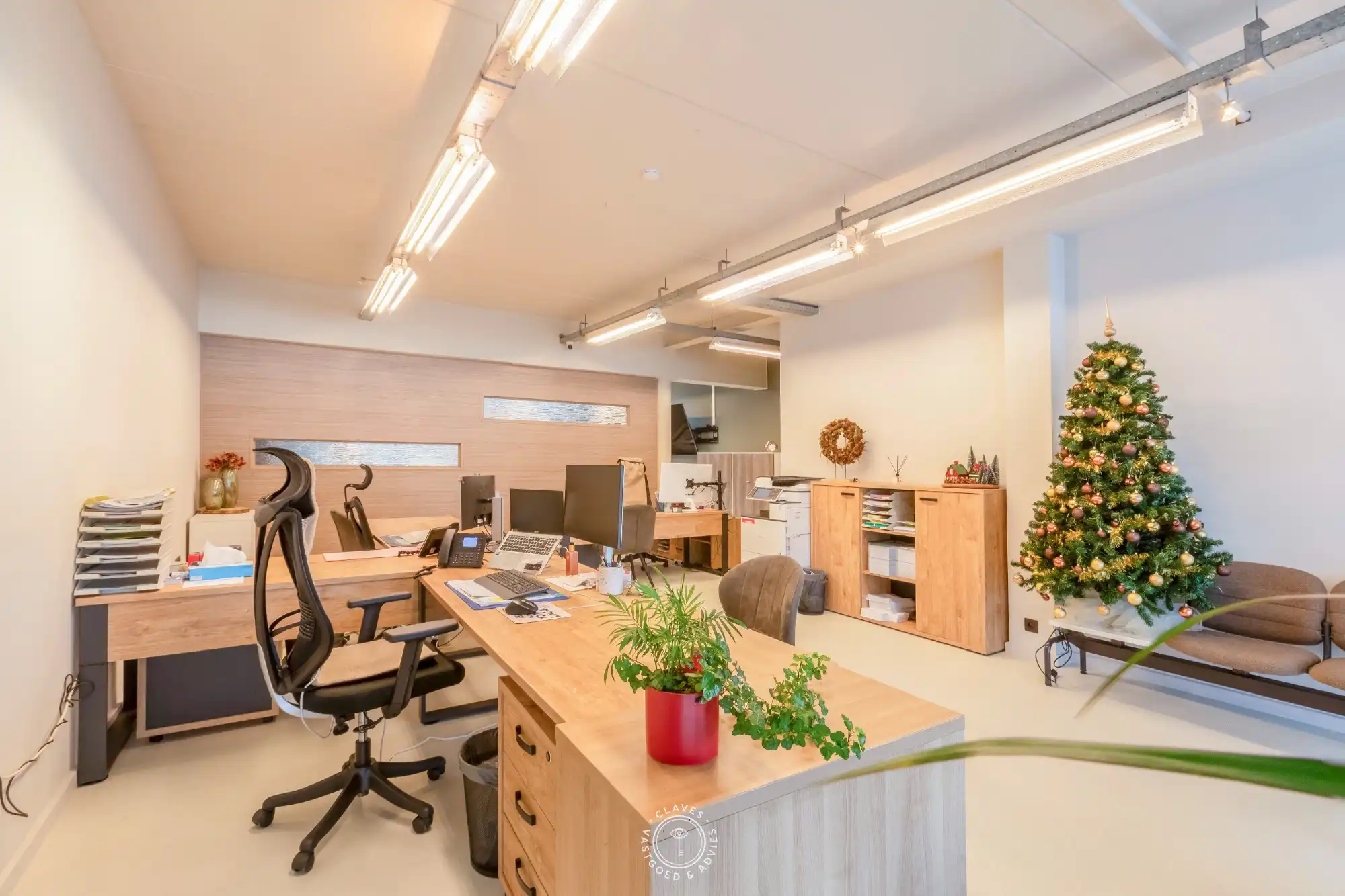 Commerciële buitenkans op het Hendrik Heymanplein foto 5