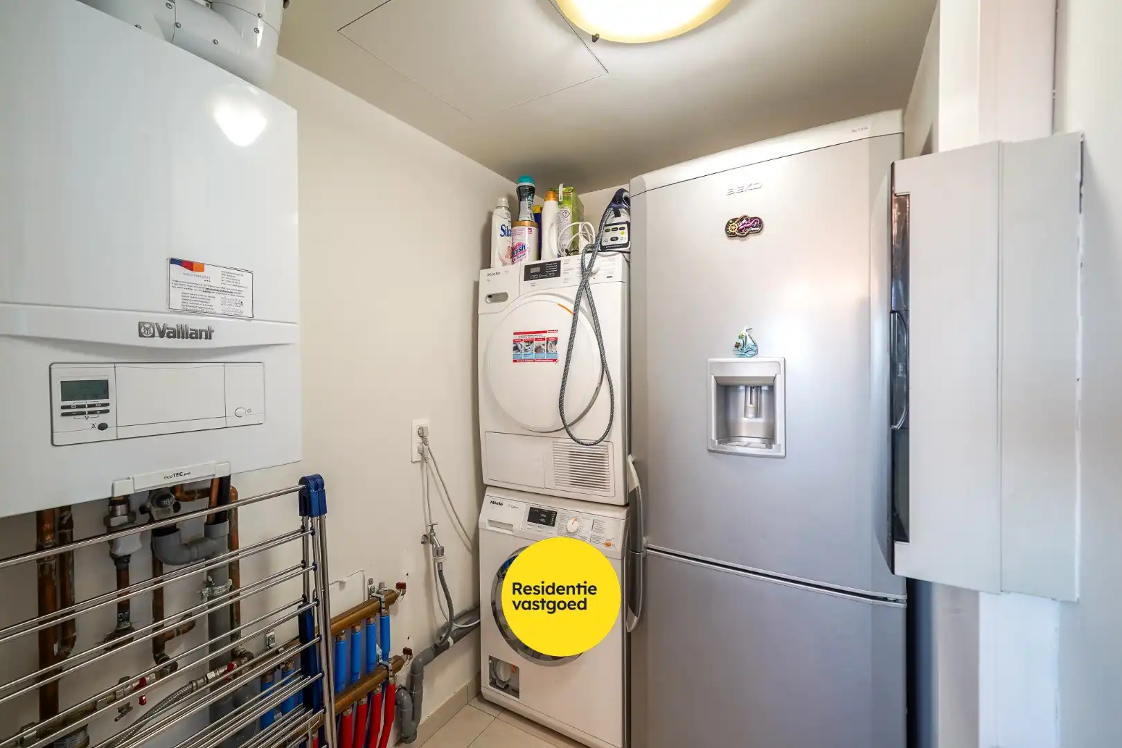 Recent duplex-appartement met open zicht op de vaart in Oudenburg foto 11