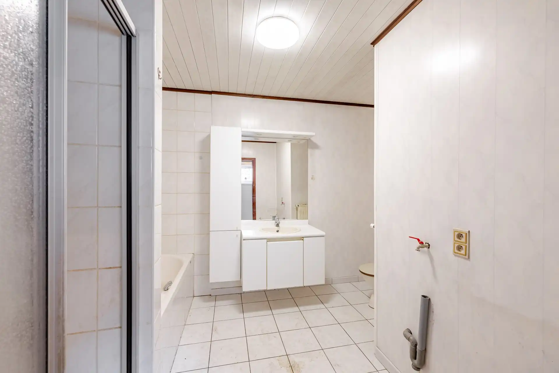 Halfopen bebouwing met enorm potentieel op een perceel van maar liefst 1.050 m² foto 7