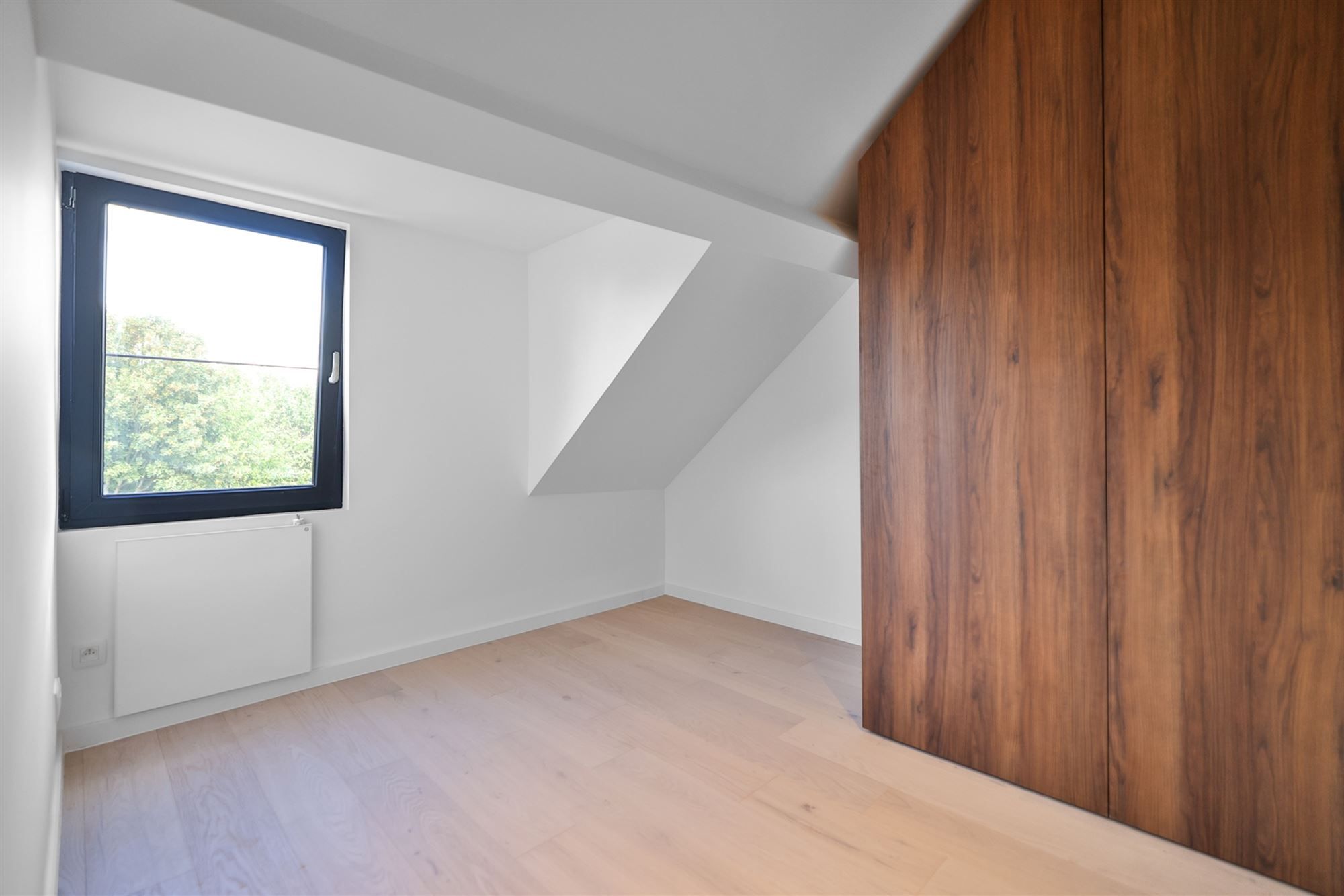 Knap volledig nieuw duplexappartement foto 15
