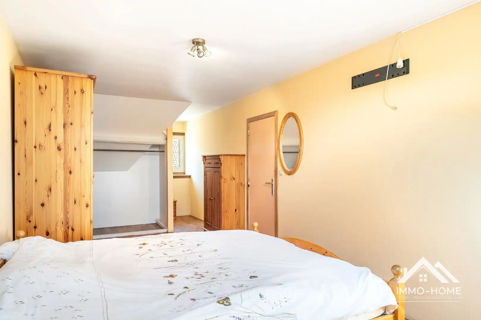 Instapklare woning met polyvalente ruimte en vrijstaande garage!  foto 19