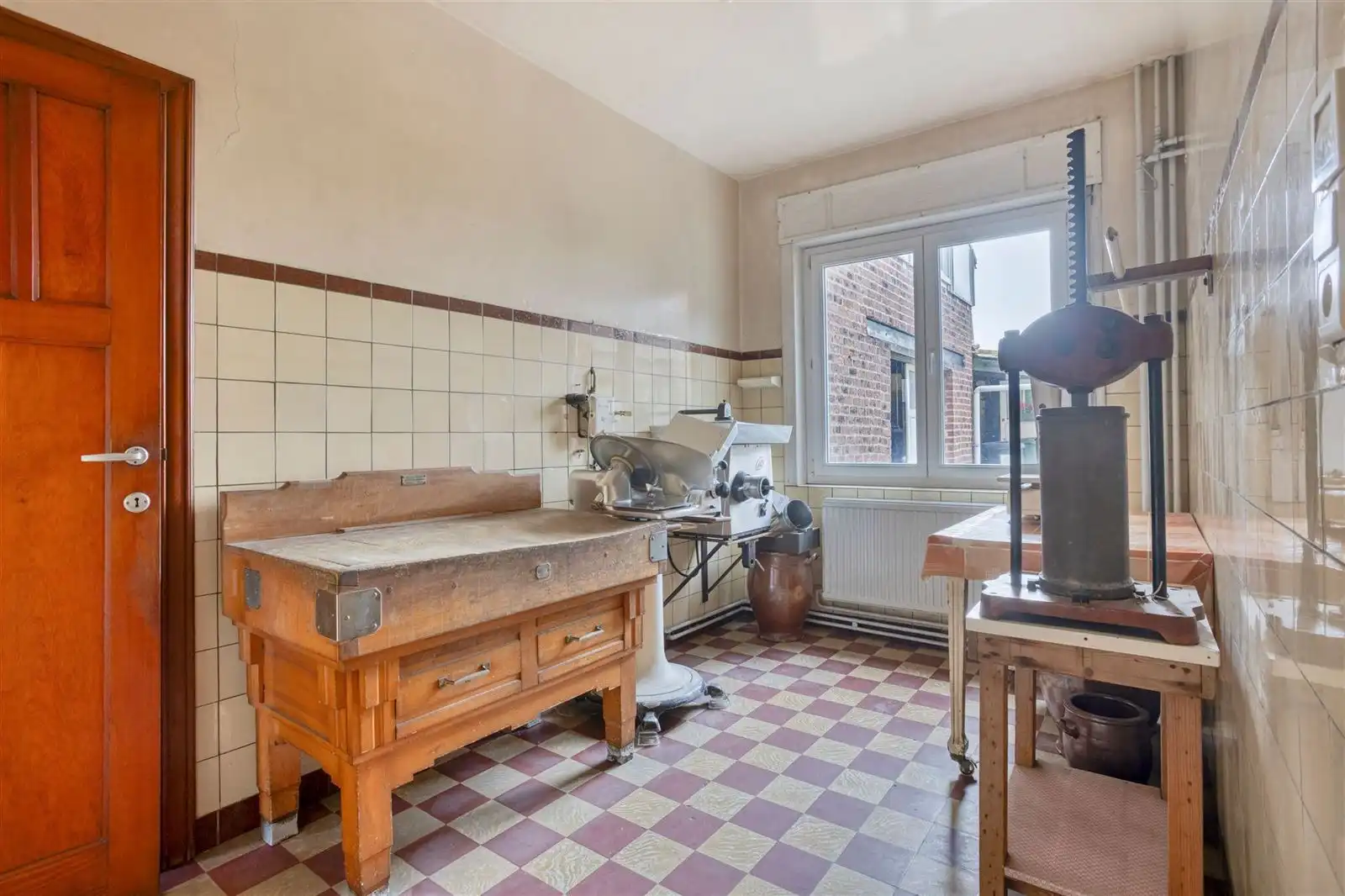 Karaktervolle woning met veel ruimte en potentieel  foto 10