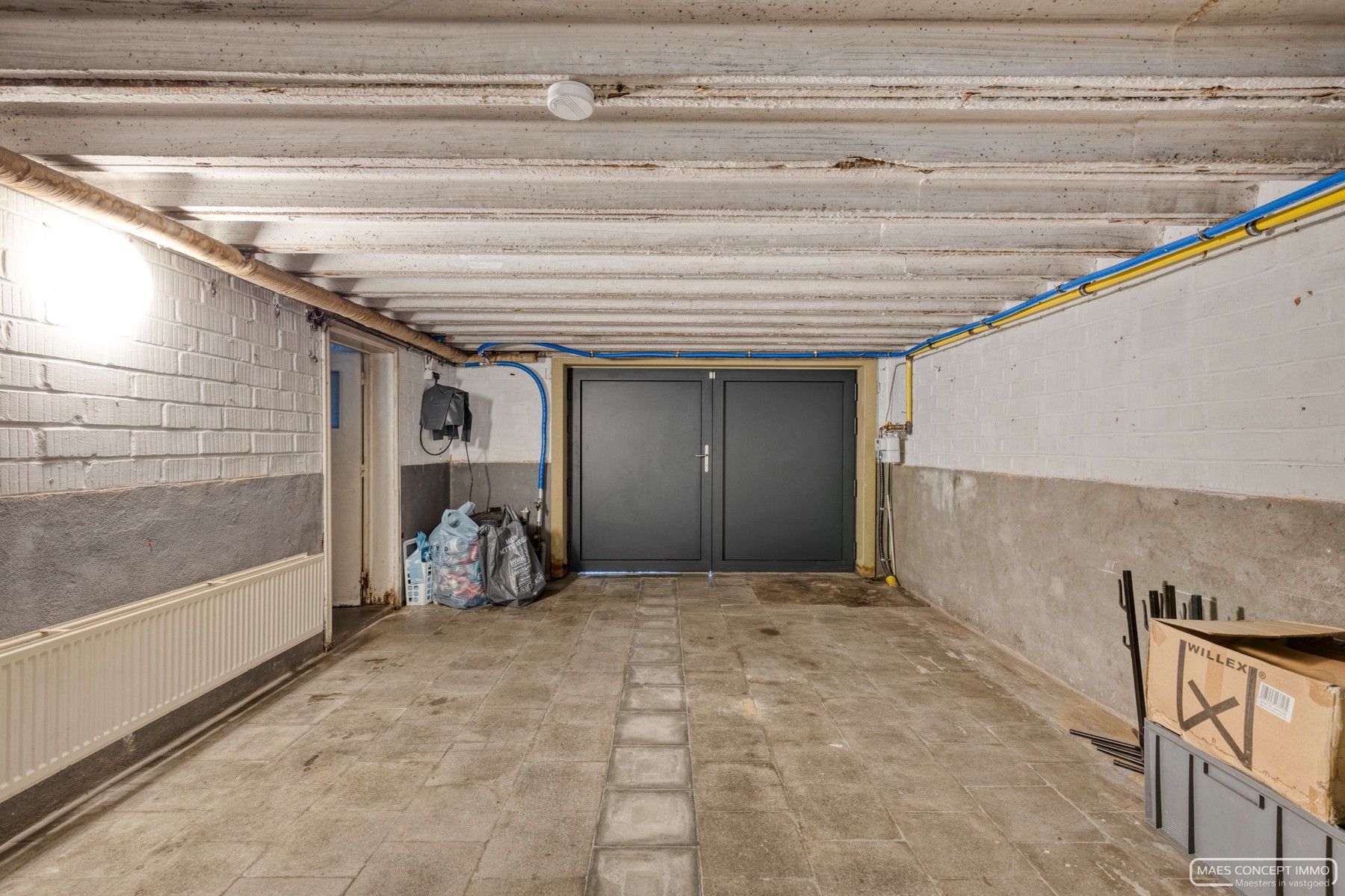 Handelspand met woonst te koop te Waregem op strategische ligging foto 21