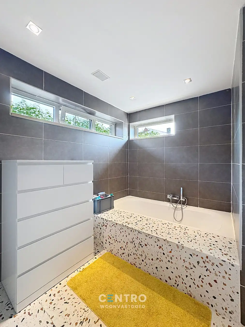 Instapklare woning met alle COMFORT te Jabbeke! foto 10