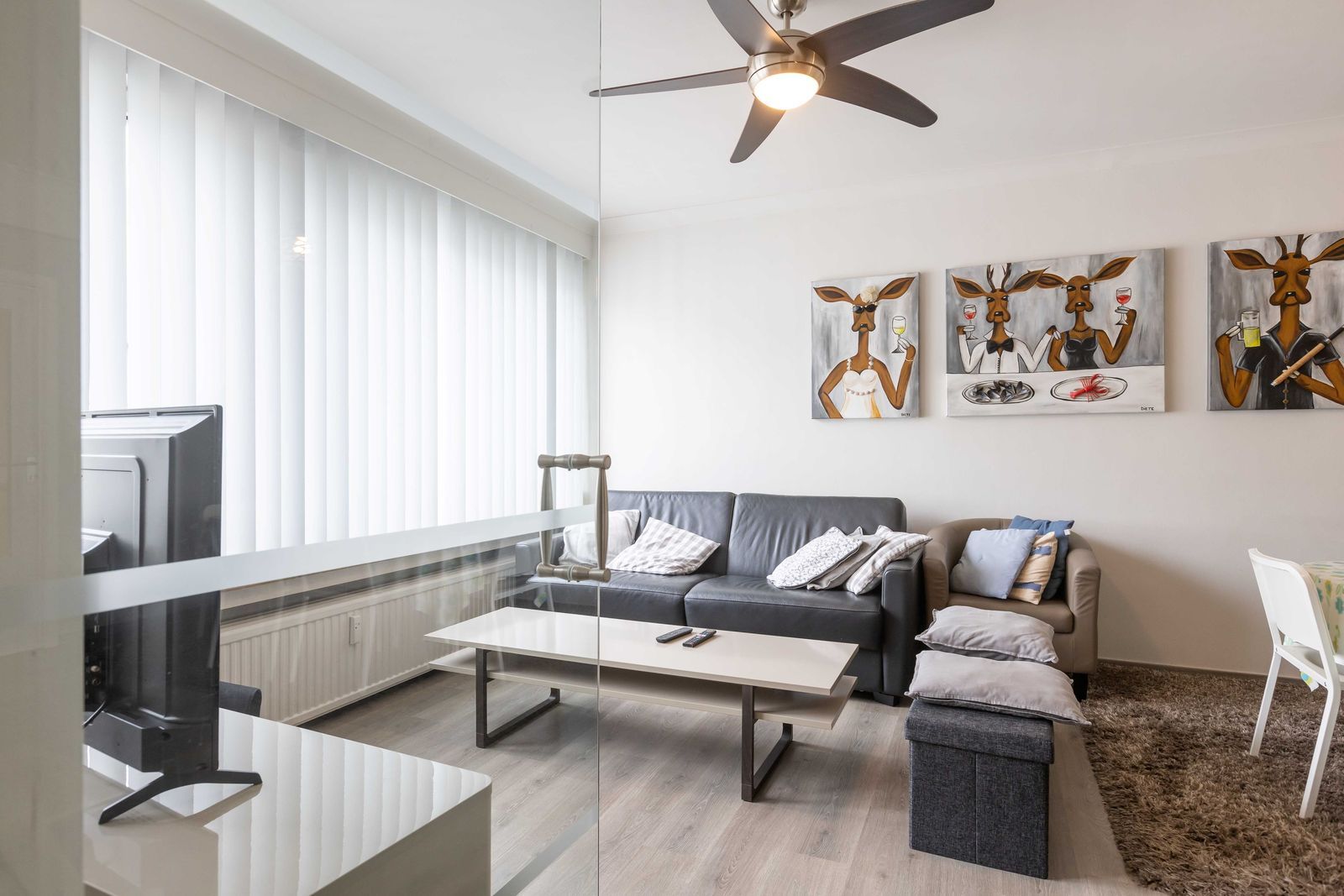 Gerenoveerd 2 slpk appartement op een ideale ligging foto 3